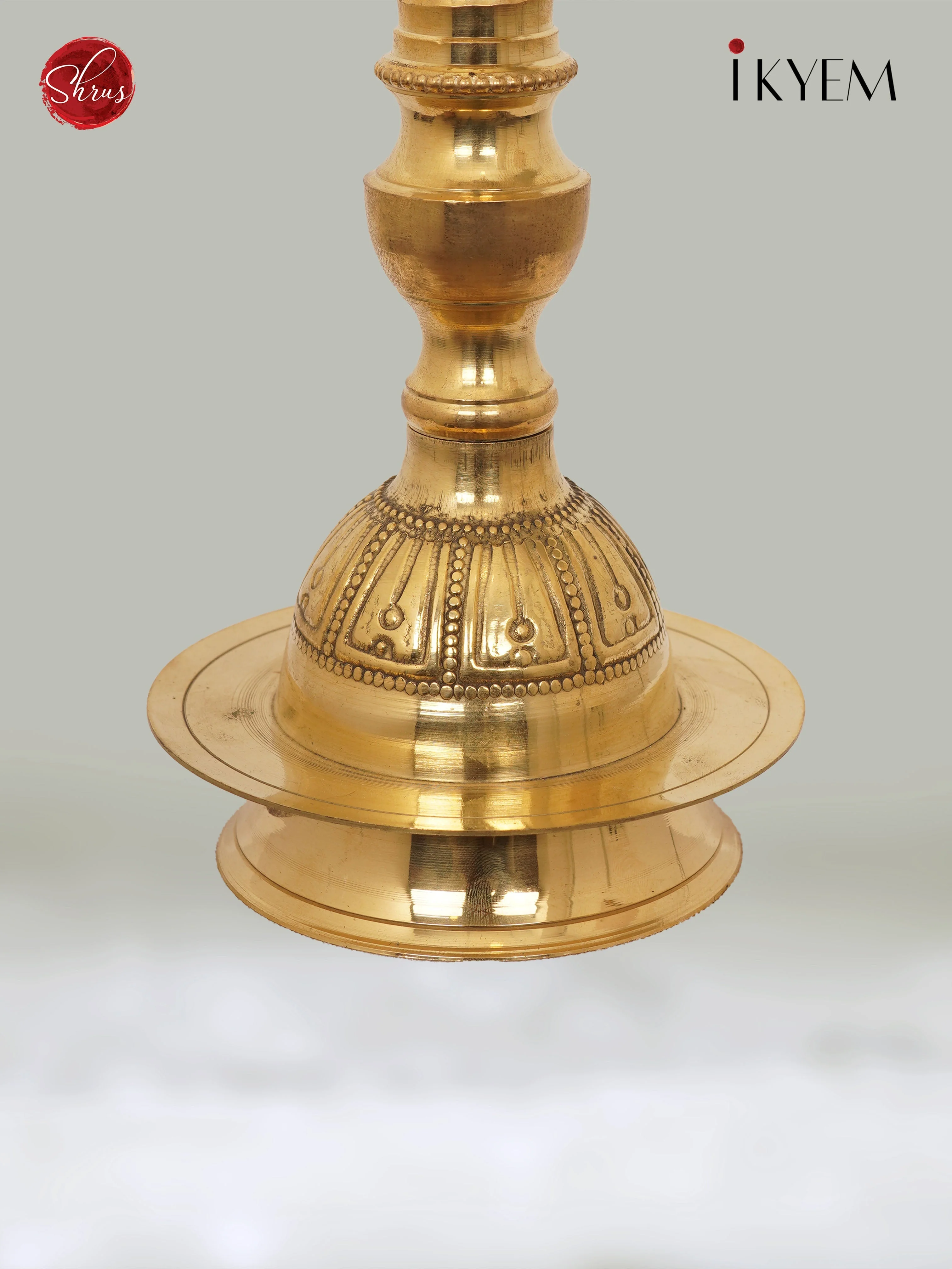 Brass Annam Kuthu Velakku with 5 Thirees - Image 3