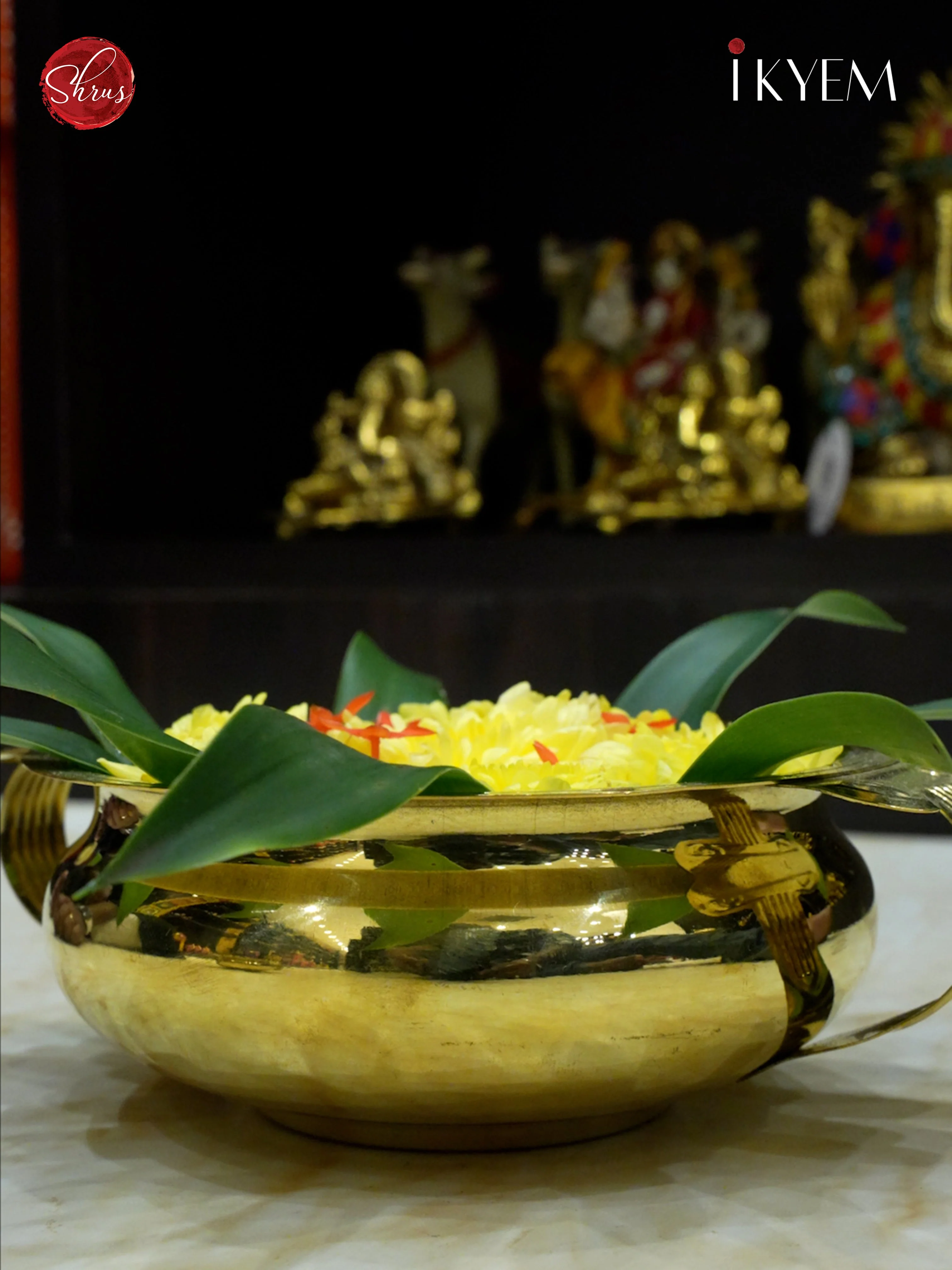 GOLD PLATTED BRASS URLI
