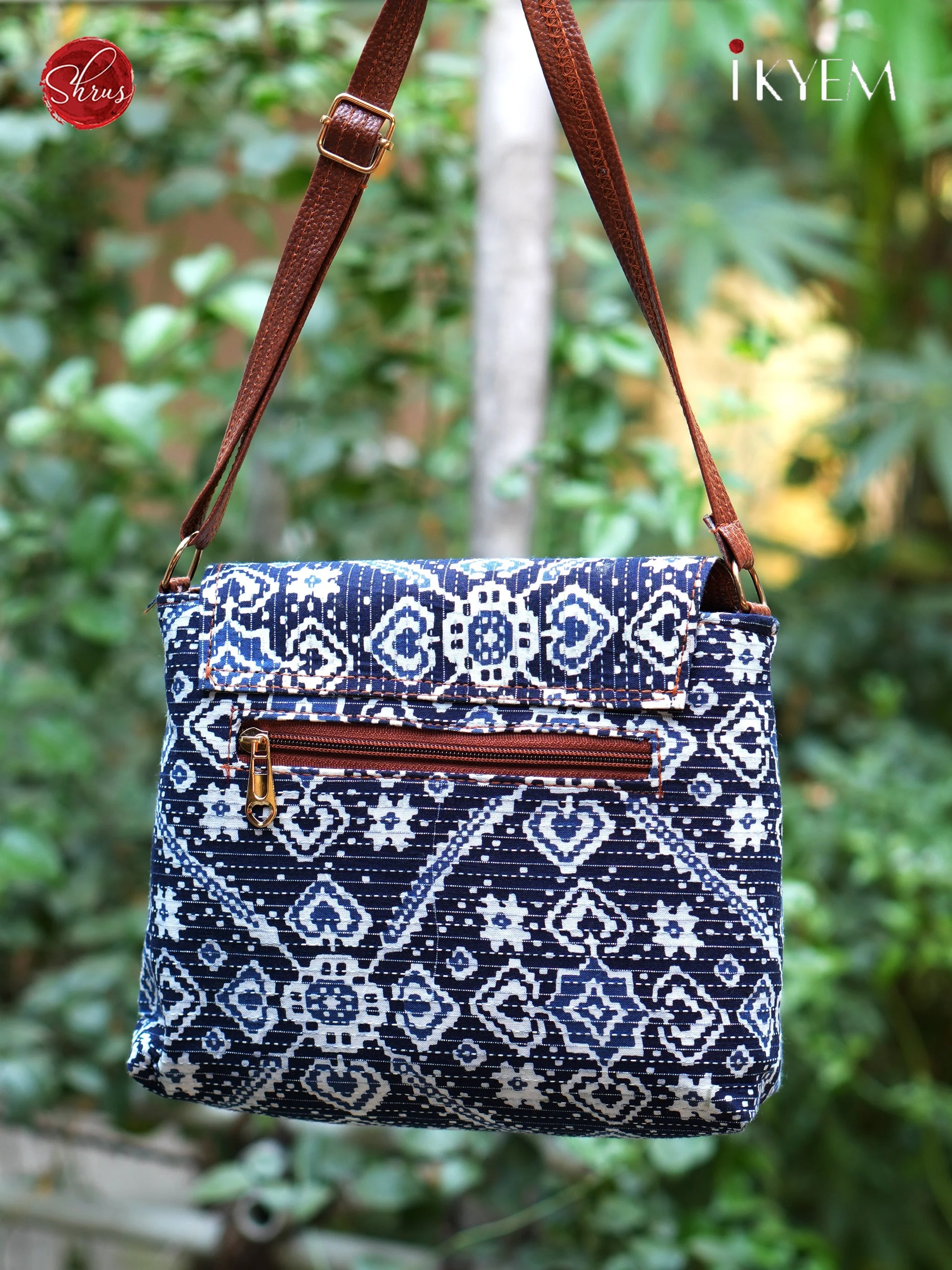 Blue-printed Hand bag - Image 2