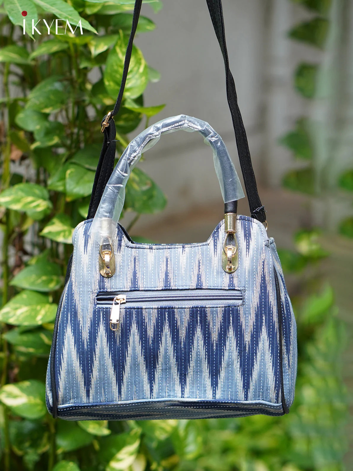 Blue- Ajrakh hand bag - Image 2