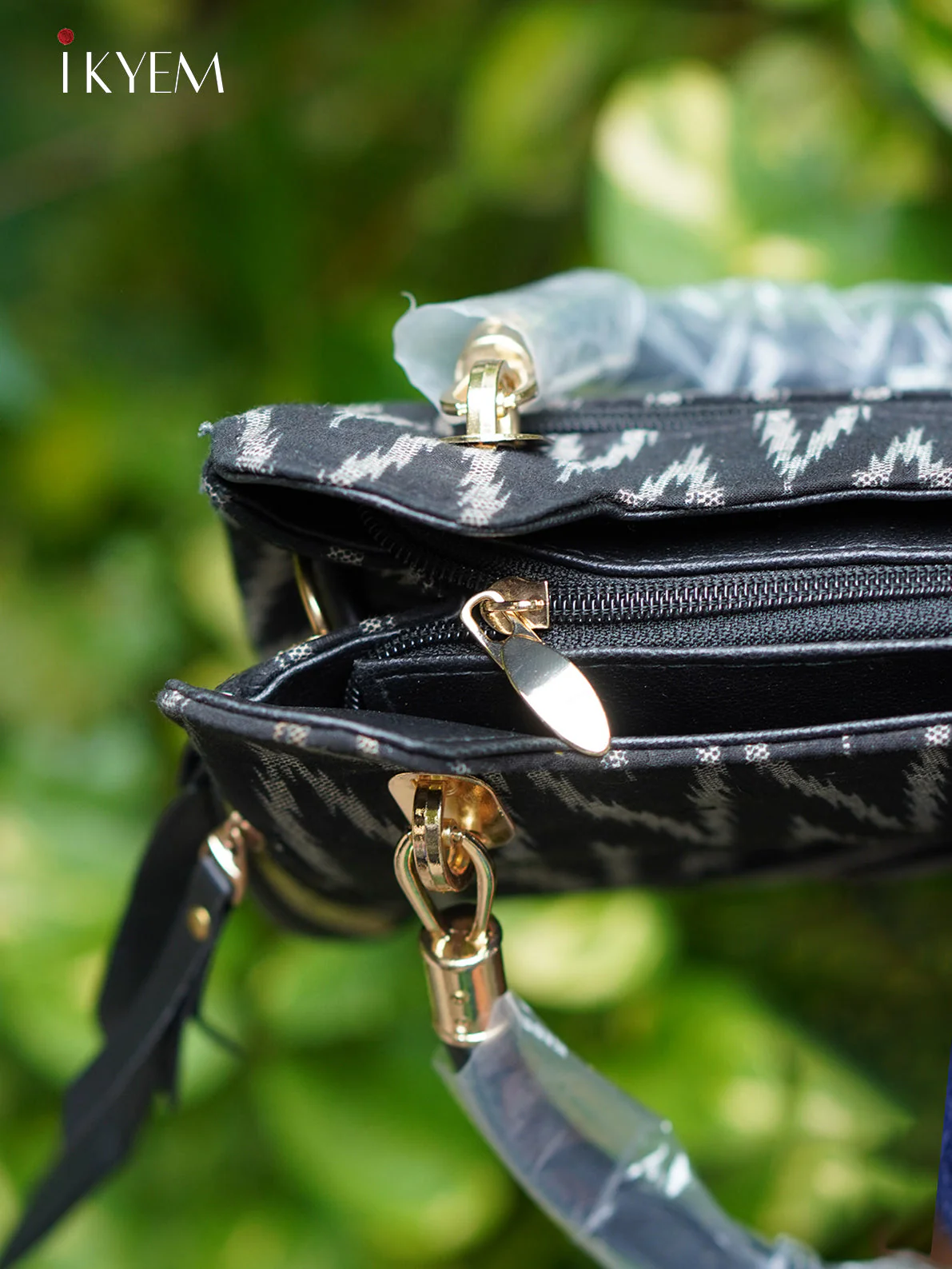 Black - Ajrakh hand bag - Image 3