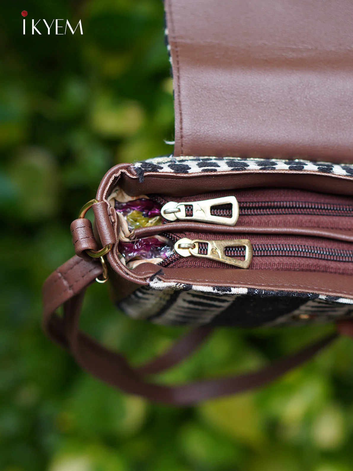 Blue & Brown - Ajrakh handbag -4EJ17178 - Image 3