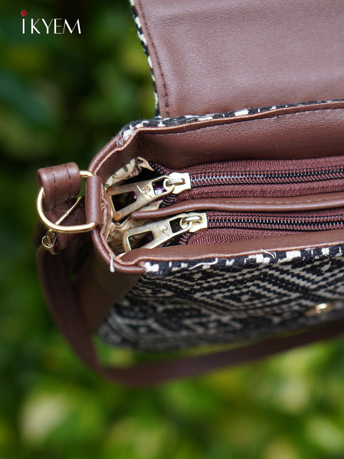 Blue & Brown - Ajrakh hand bag - Image 3