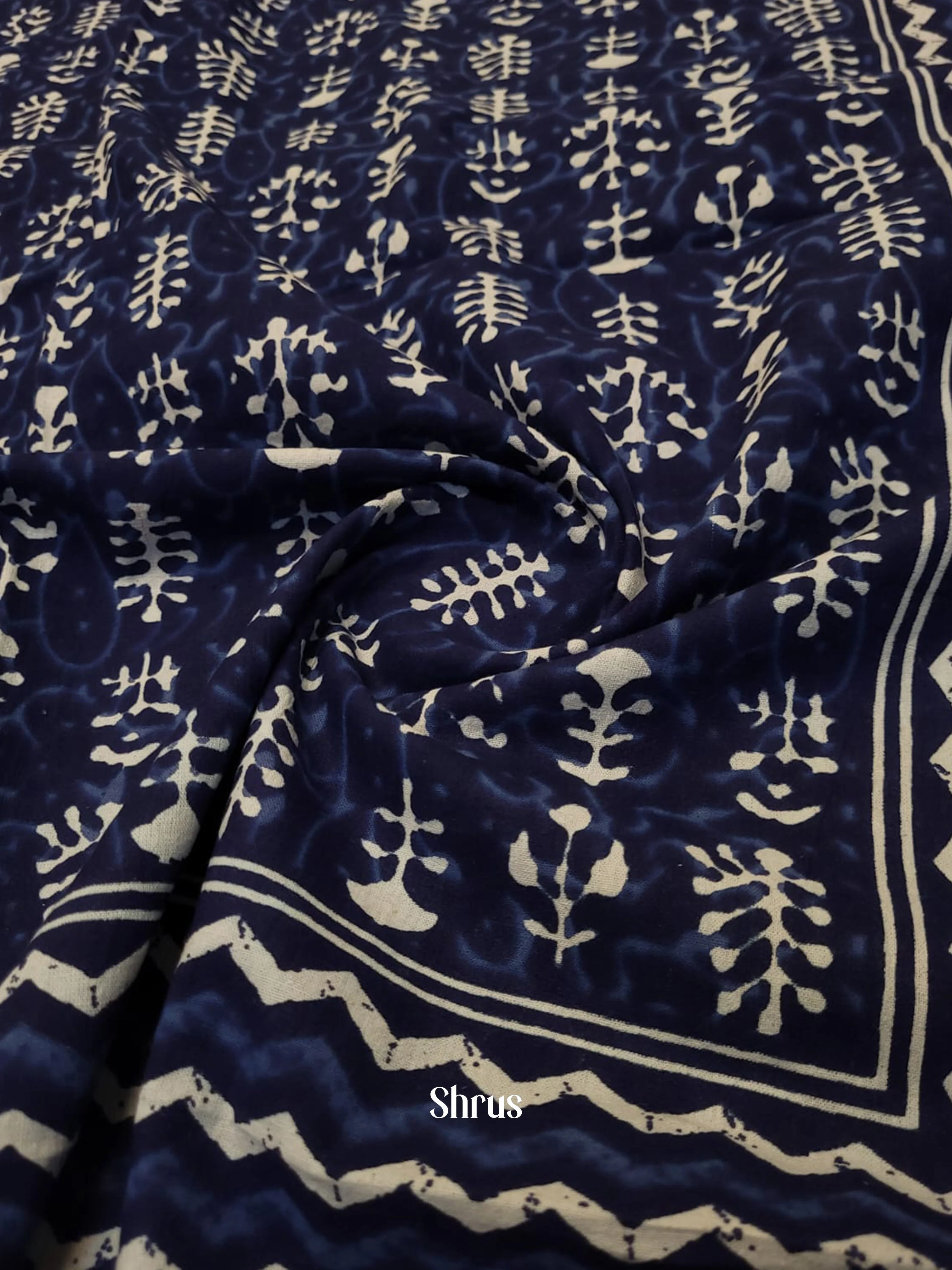 Navy Blue & Cream - Bed Spreads