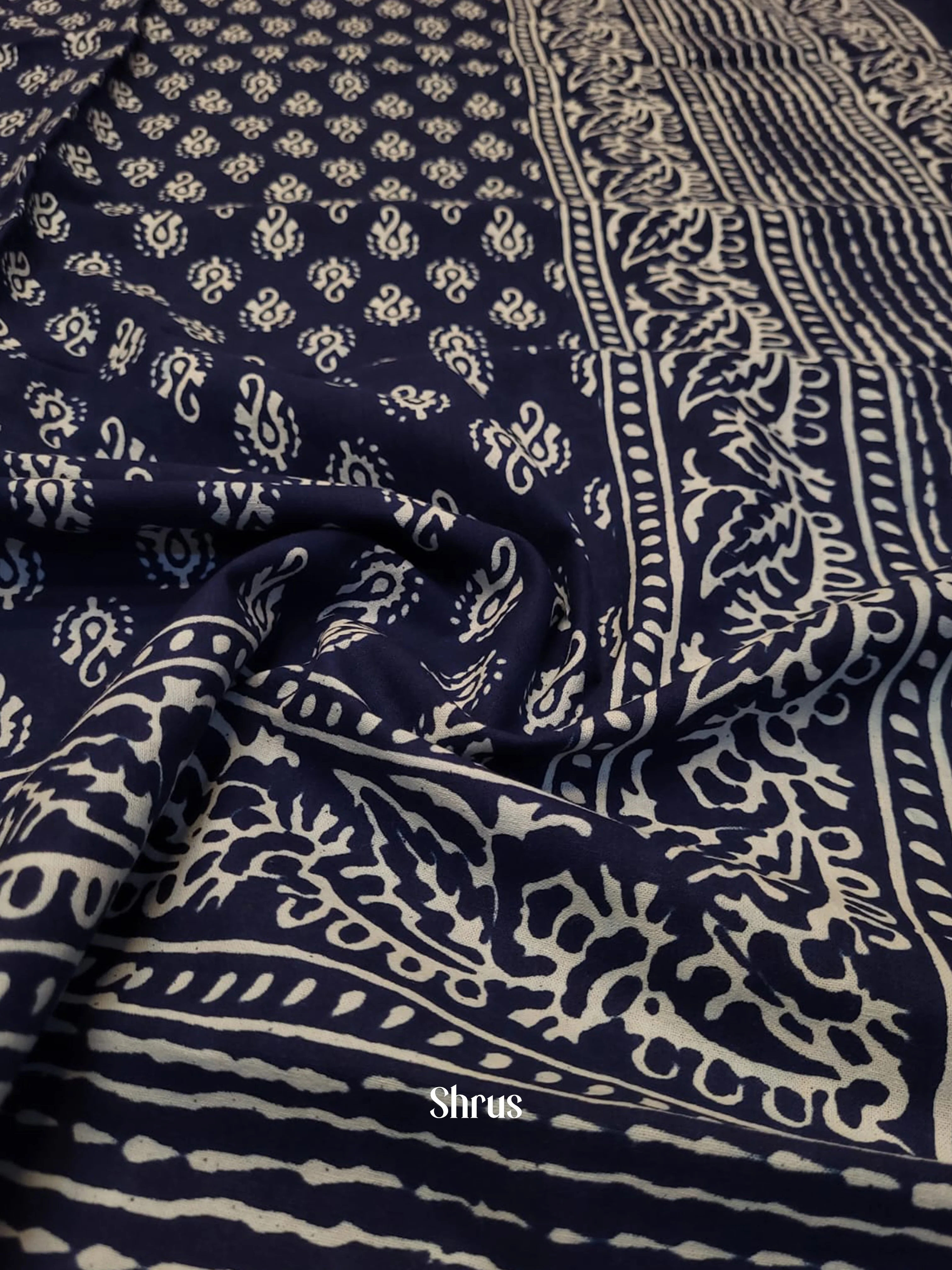 Navy Blue & Cream - Bed Spreads
