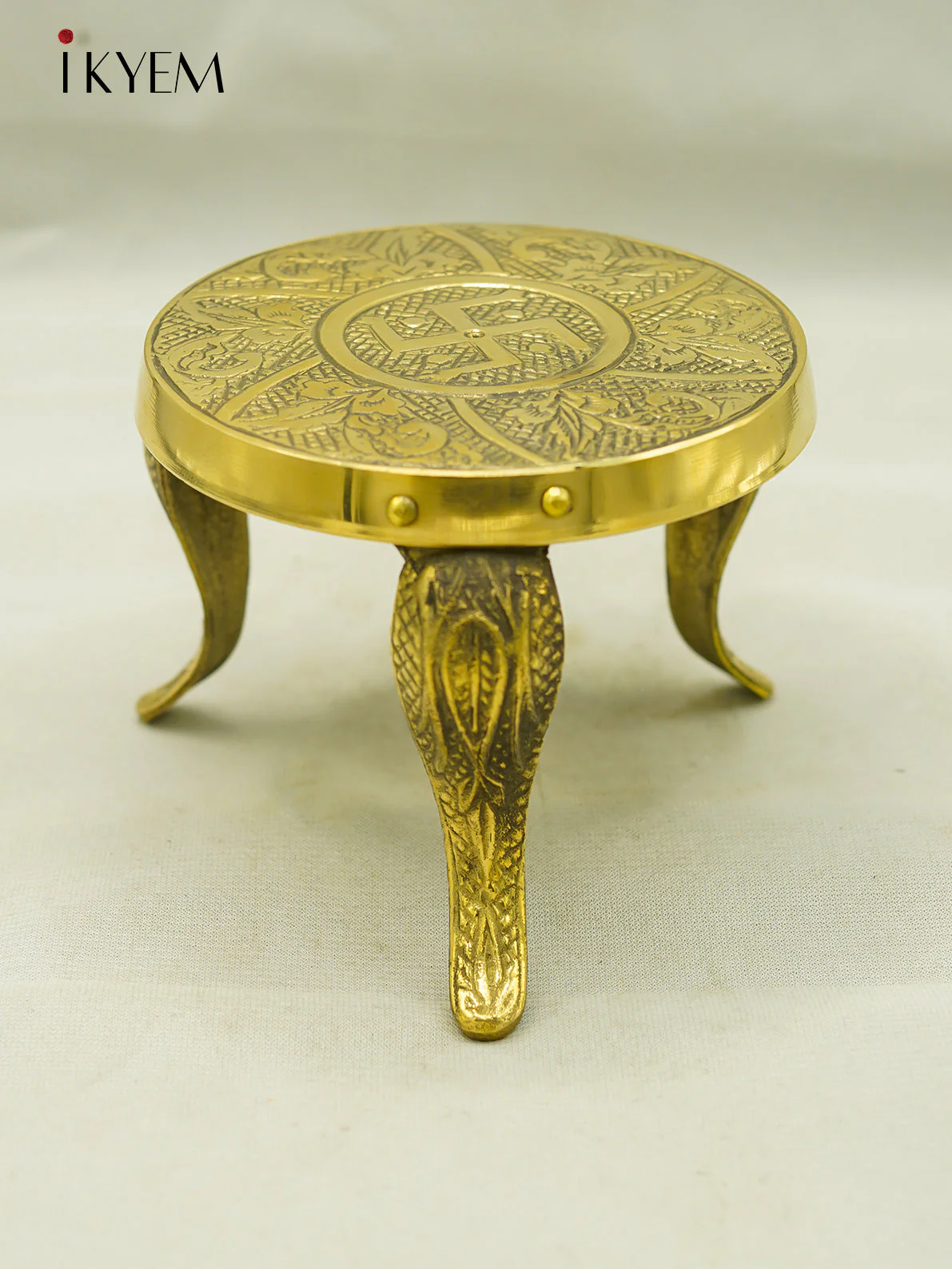 Brass mukkali Stool - Image 2