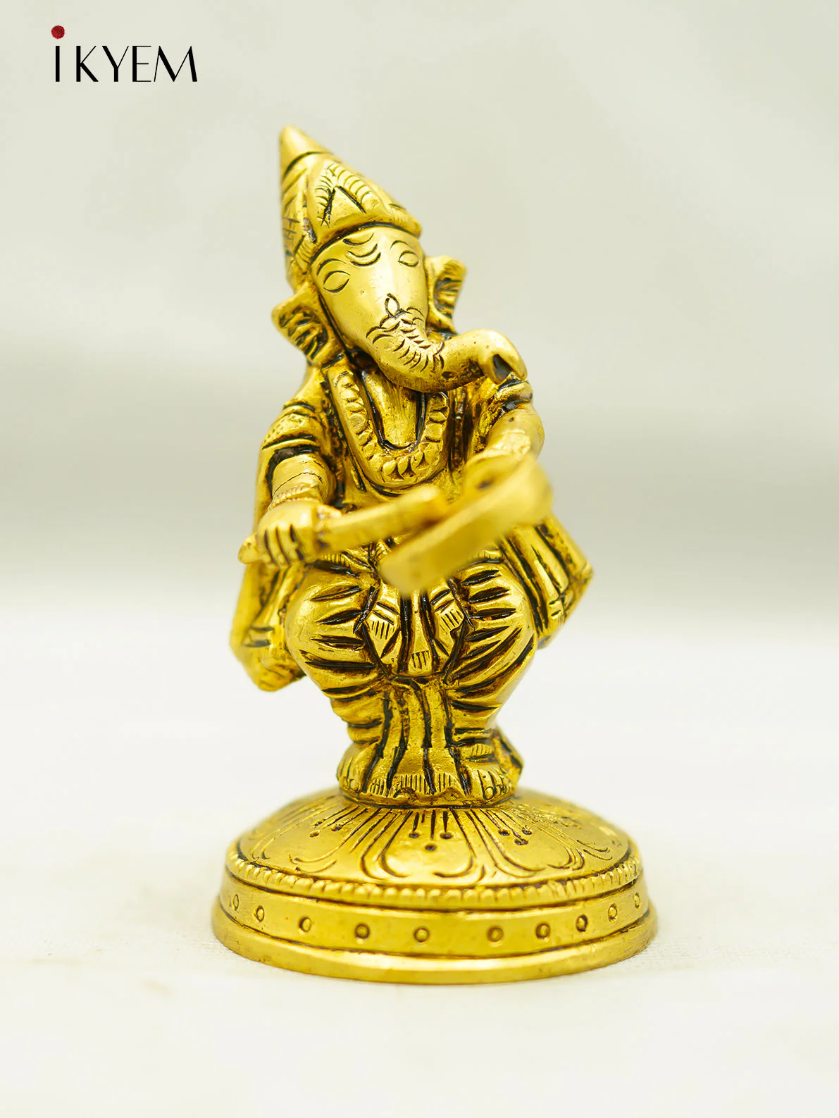 Ganesha Idol with Nagara