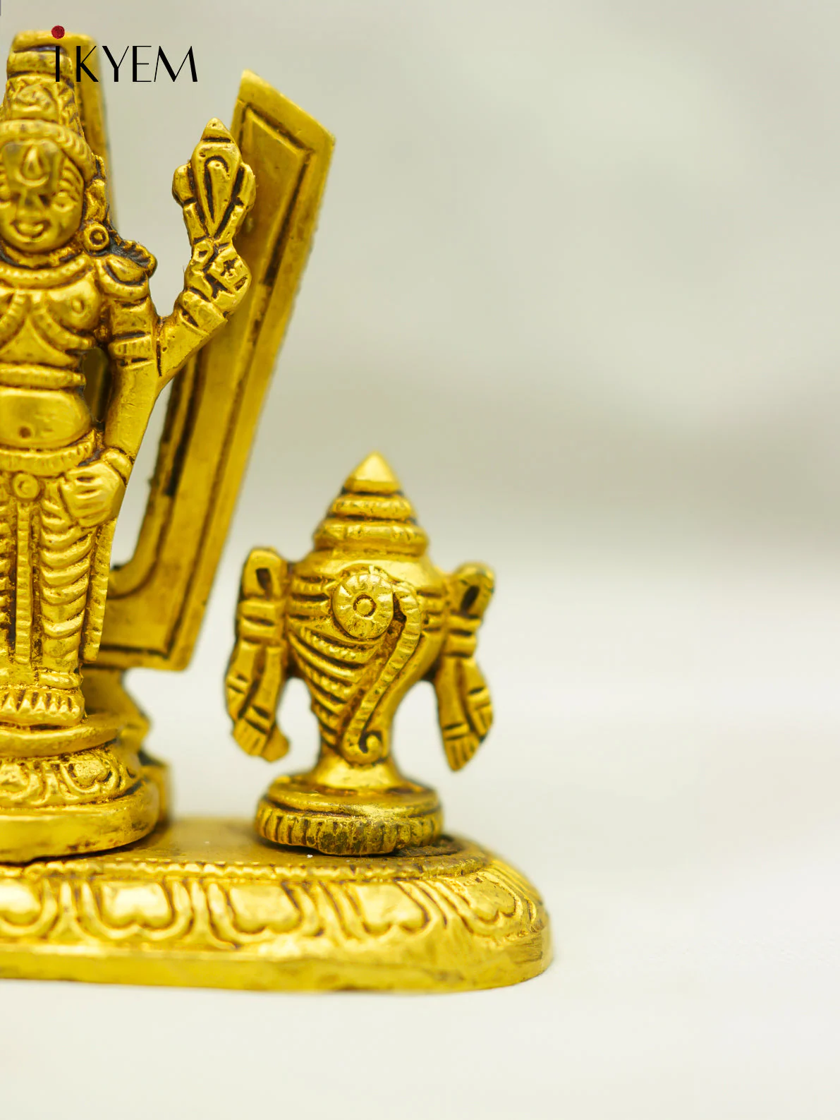 Brass Vishnu Namam, sangu, chakram - Image 4