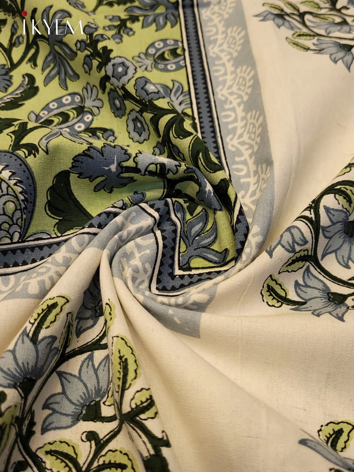 Cream & Green - Bed Spread