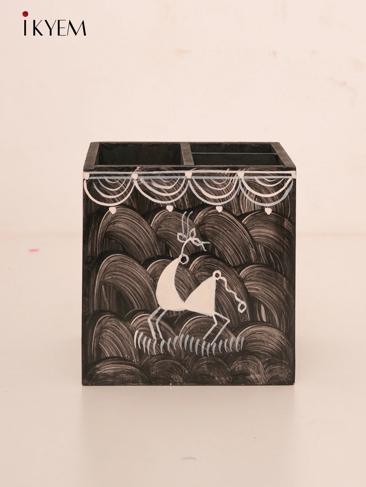 Hand Painted Warli Pen Stand