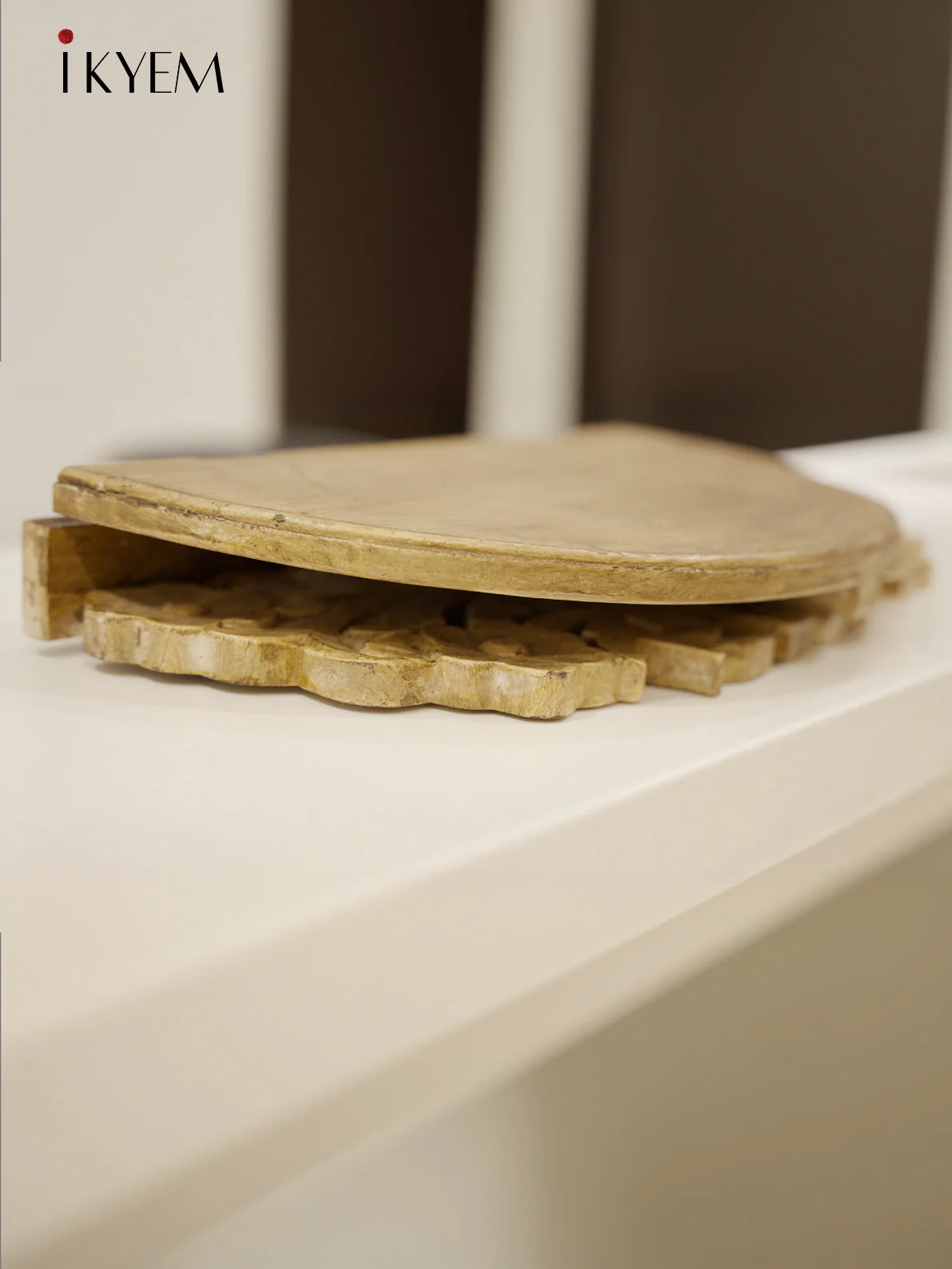 Handcrafted wooden Jharokhas (Sandal) - Image 4