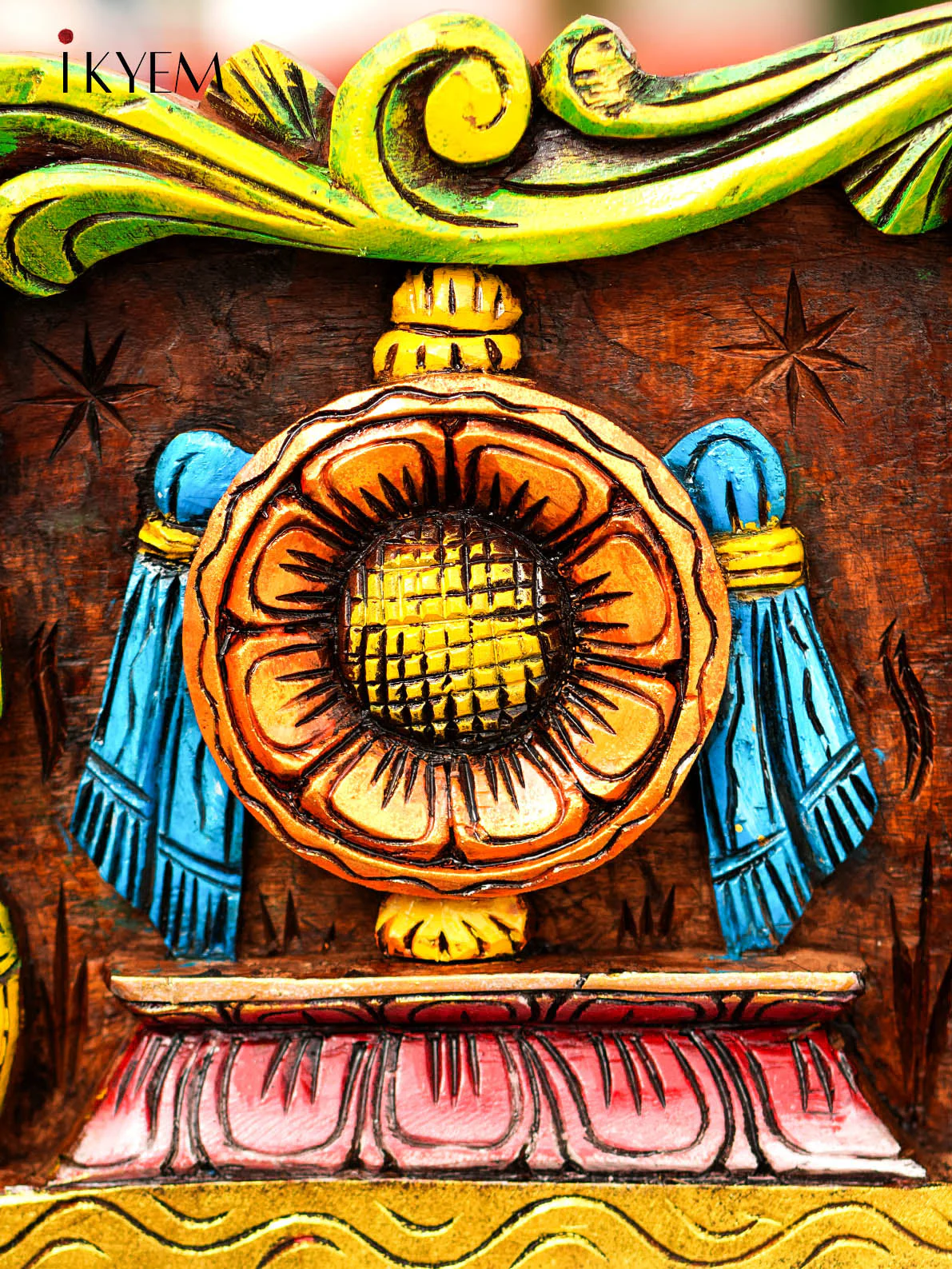 Hand Carved Wooden Namam, sangu Chakram Panel - Image 4