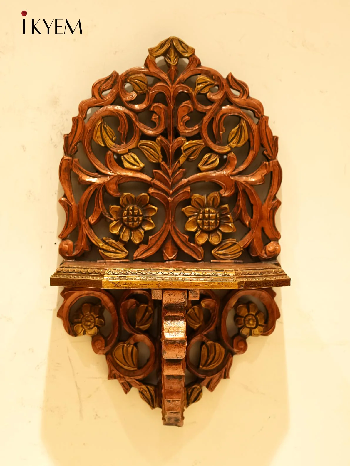 Hand Crafted Wooden Jarokha with bottom base