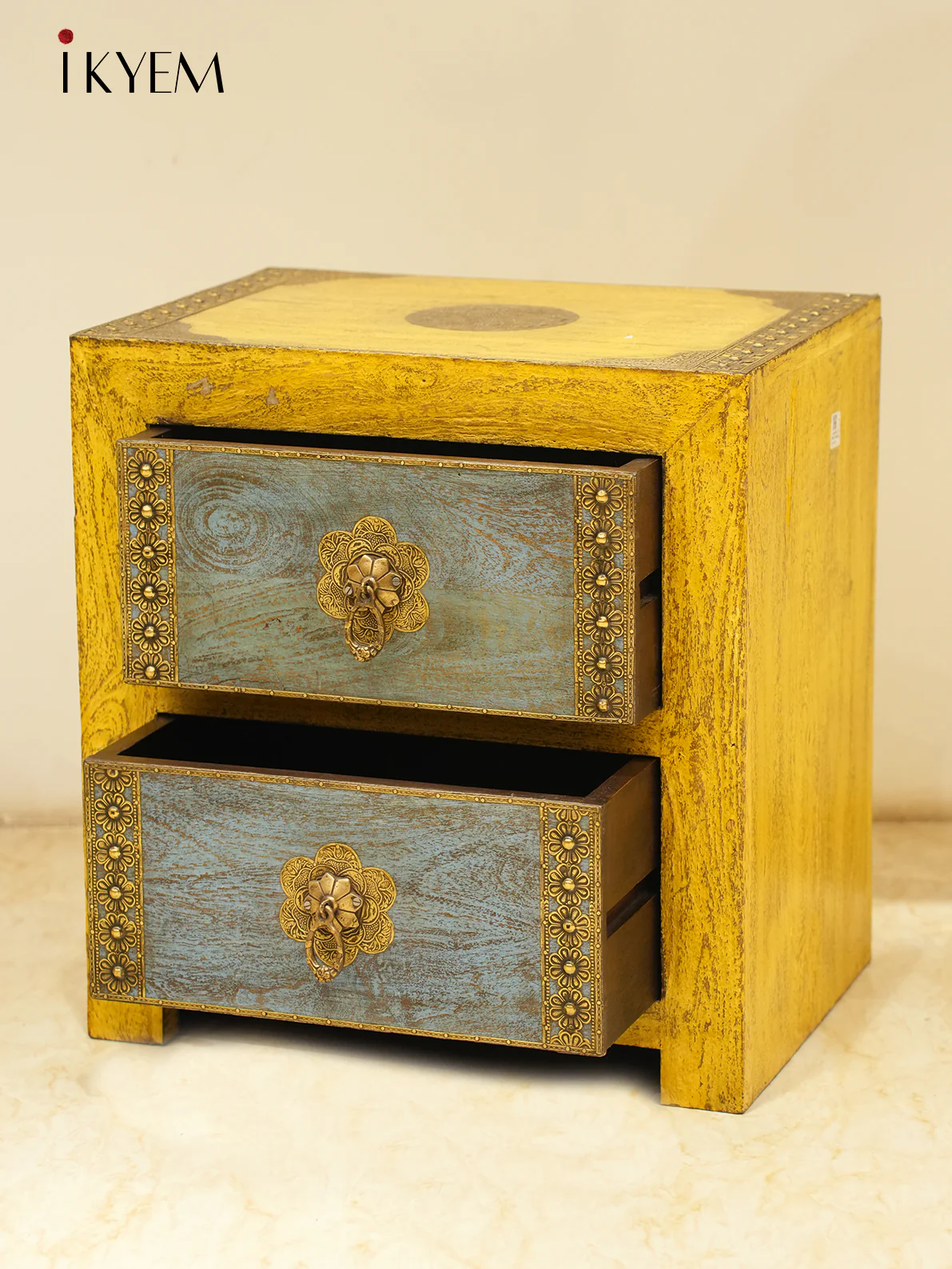 Vintage Bedside Drawer with Brass embellishments - (20×19) Inch - 4IJ24002 - Image 2