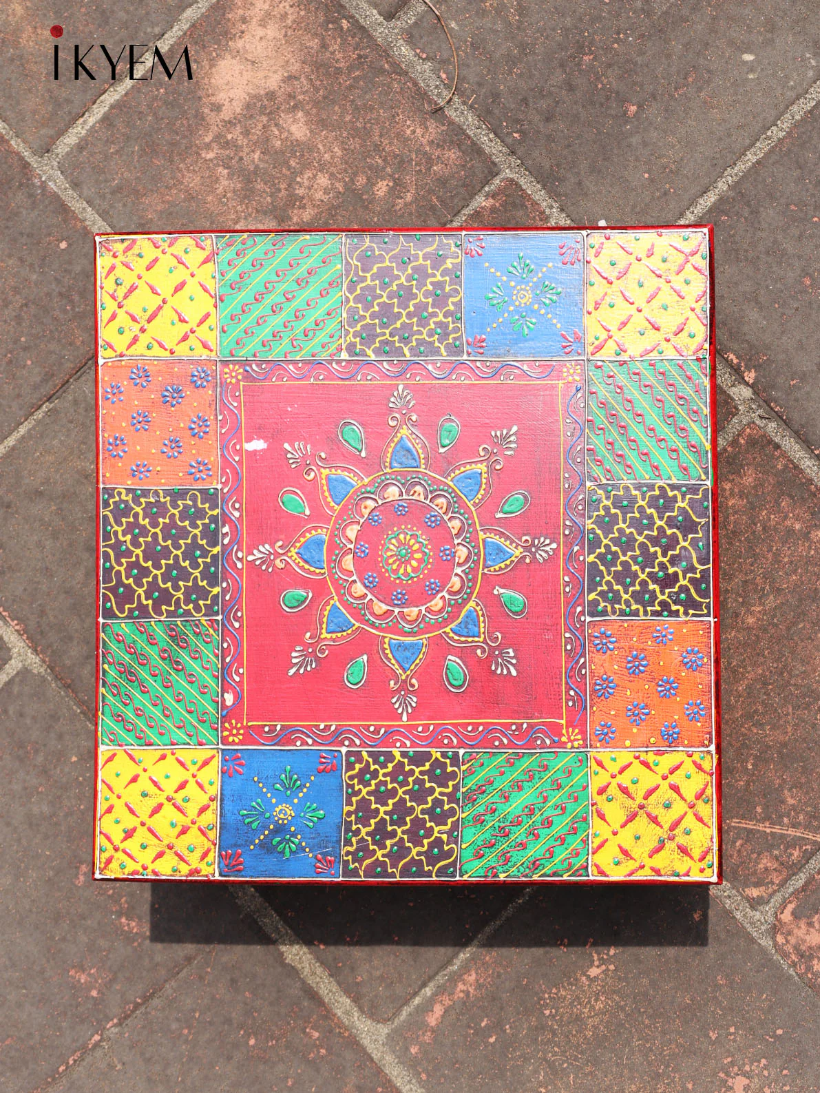 Square wooden Bajot - Image 3