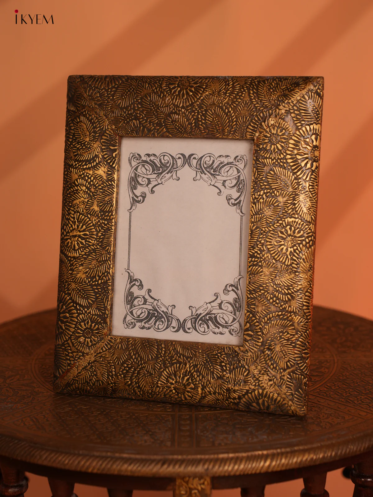 Wooden Brass Fittings Photo Frame- 10.6 Inch - 4IJ30020 - Image 2