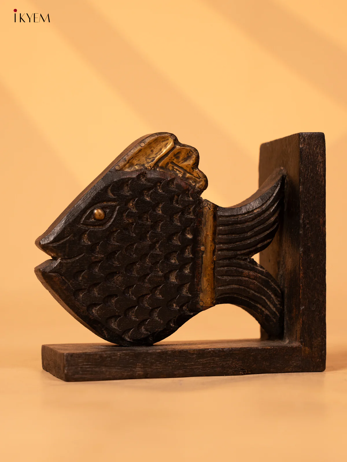 Wooden Fish Wall Bracket -4IJ30073