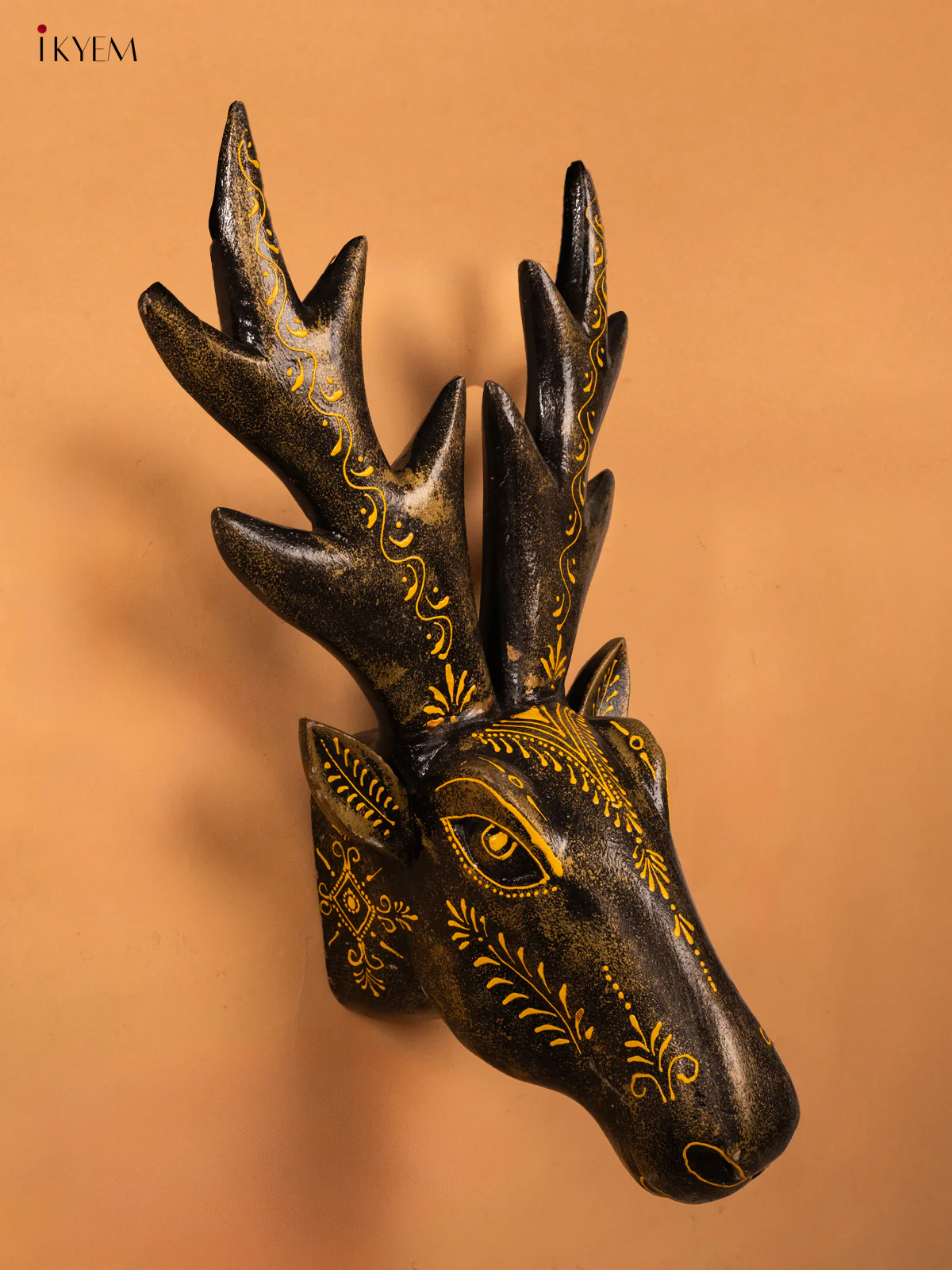 Wooden Hand Painted Deer Wall hanging - 4IJ30076 - Image 3