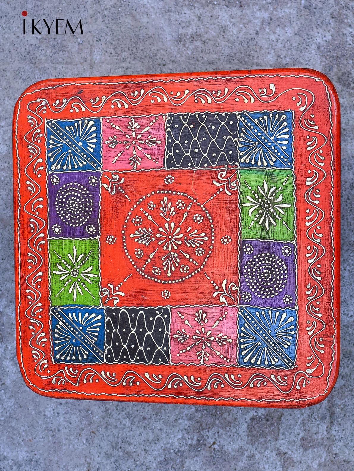 Hand-Painted Wooden Bedside Table - 18.1. Inch - 4JJ02085 - Image 2