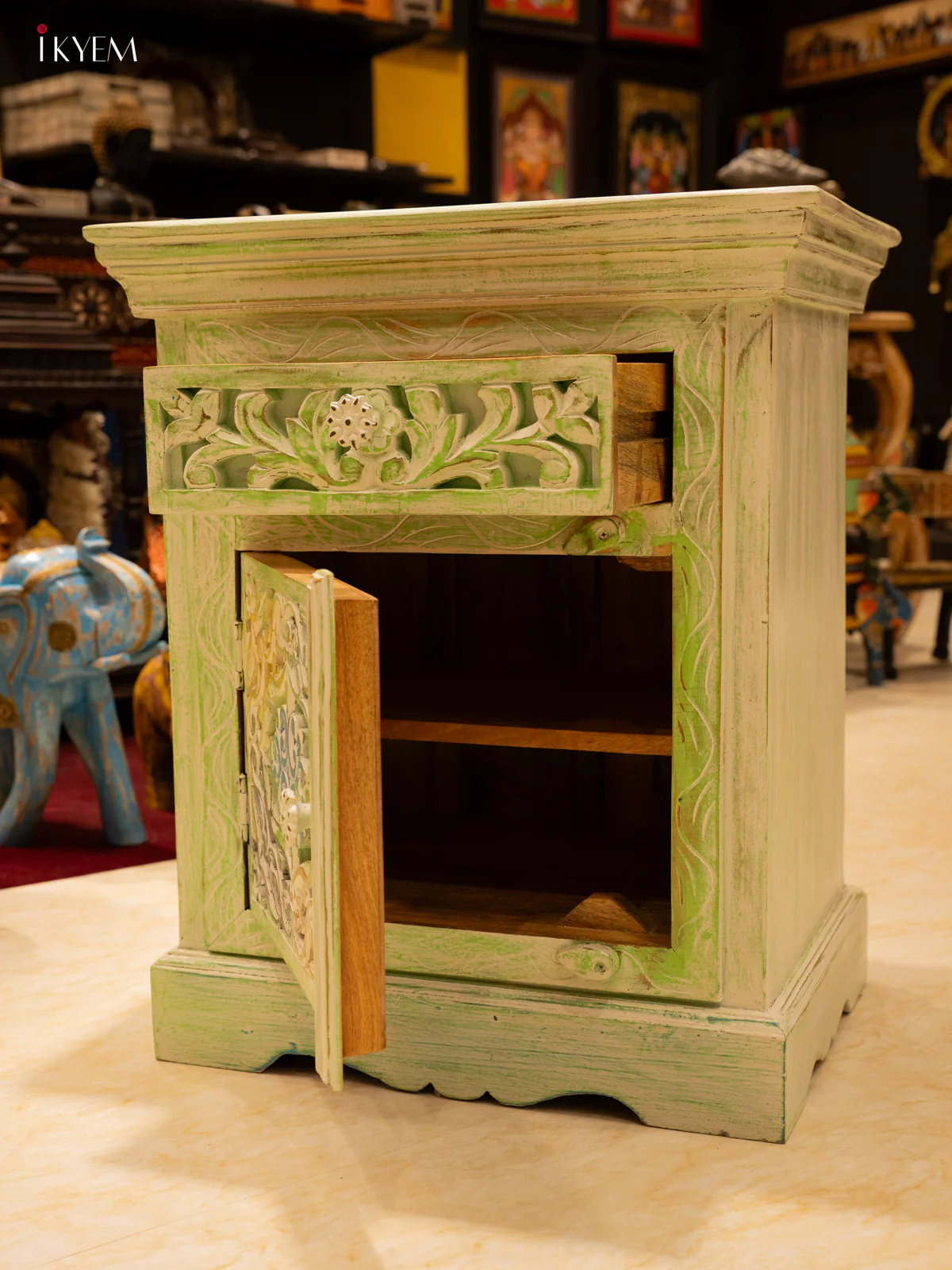Wooden Carved Bedside Table - 4JJ04026 - Image 2