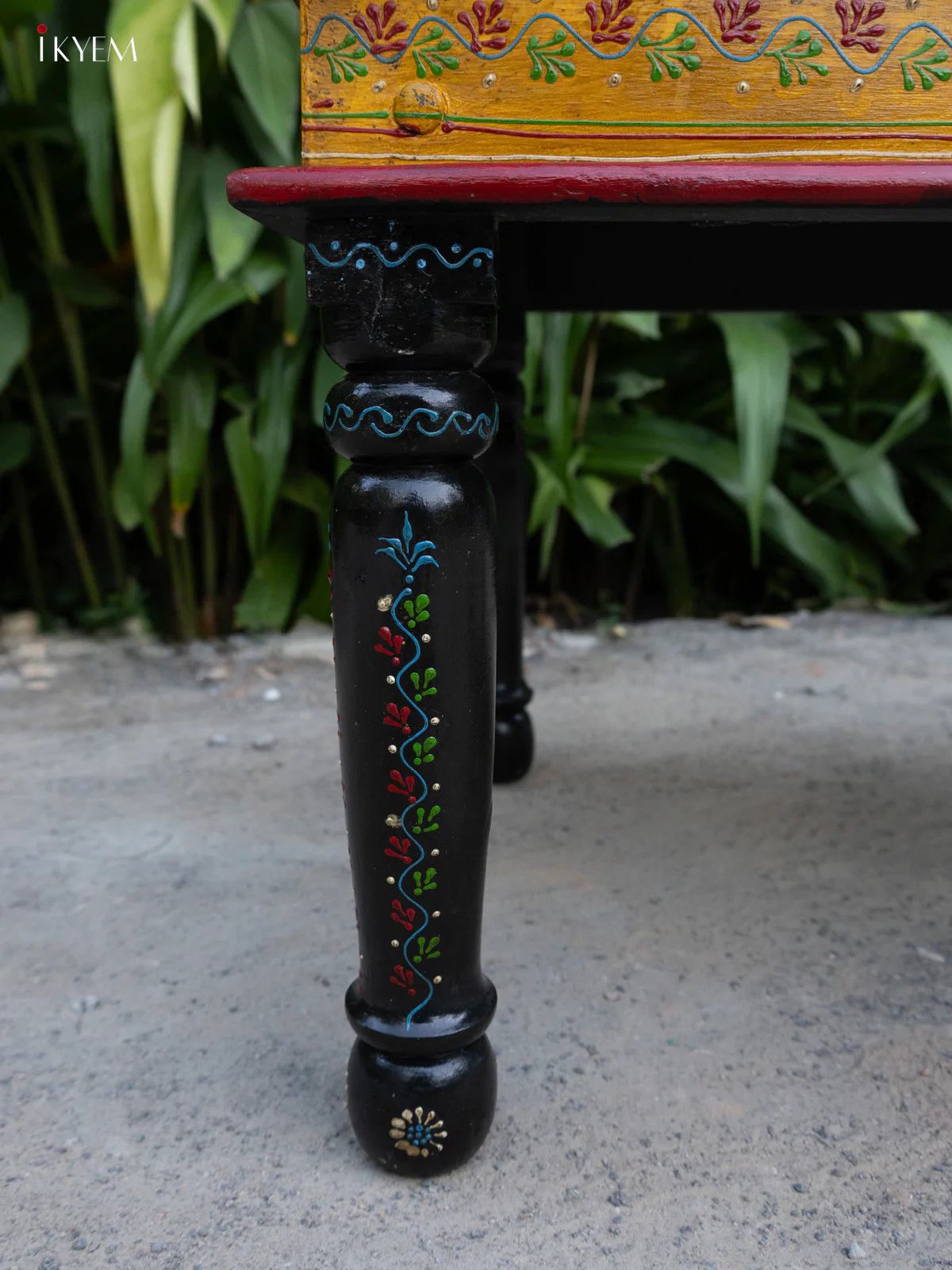 Rustic & Stylish Hand-Painted Wooden Table - (20×47) Inches - 4JJ04037 - Image 6