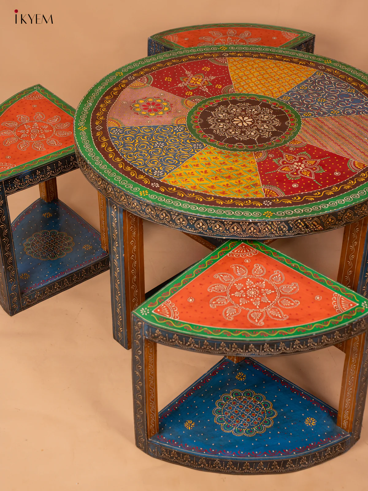 Hand Painted Wooden Centre Table with Four-Seater - (20.8×38.2) Inches - 4JJ04042 - Image 3