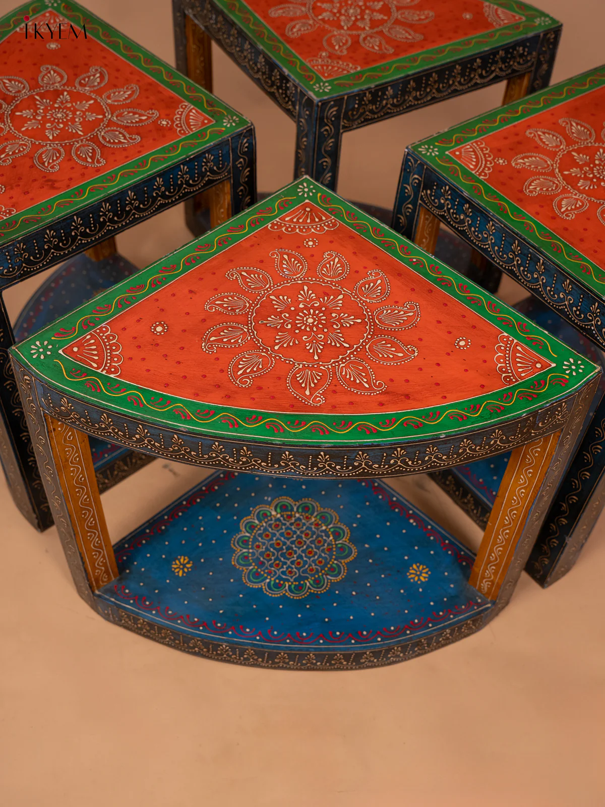 Hand Painted Wooden Centre Table with Four-Seater - (20.8×38.2) Inches - 4JJ04042 - Image 9
