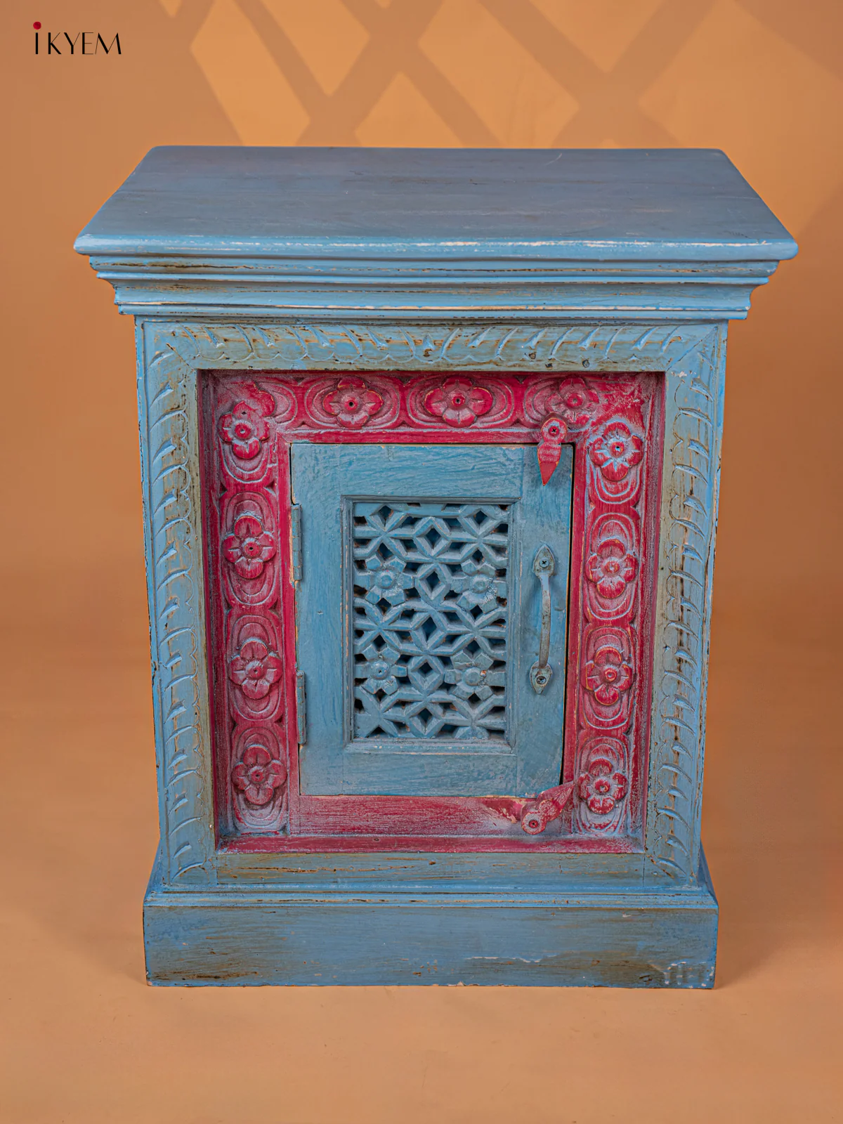 Wooden Bedside Carved - (26×21) Inch - 4JJ04045 - Image 2