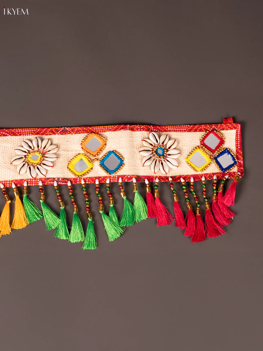 Ghanikama Jute Art Kodi Thoran - AA02162 - Image 3