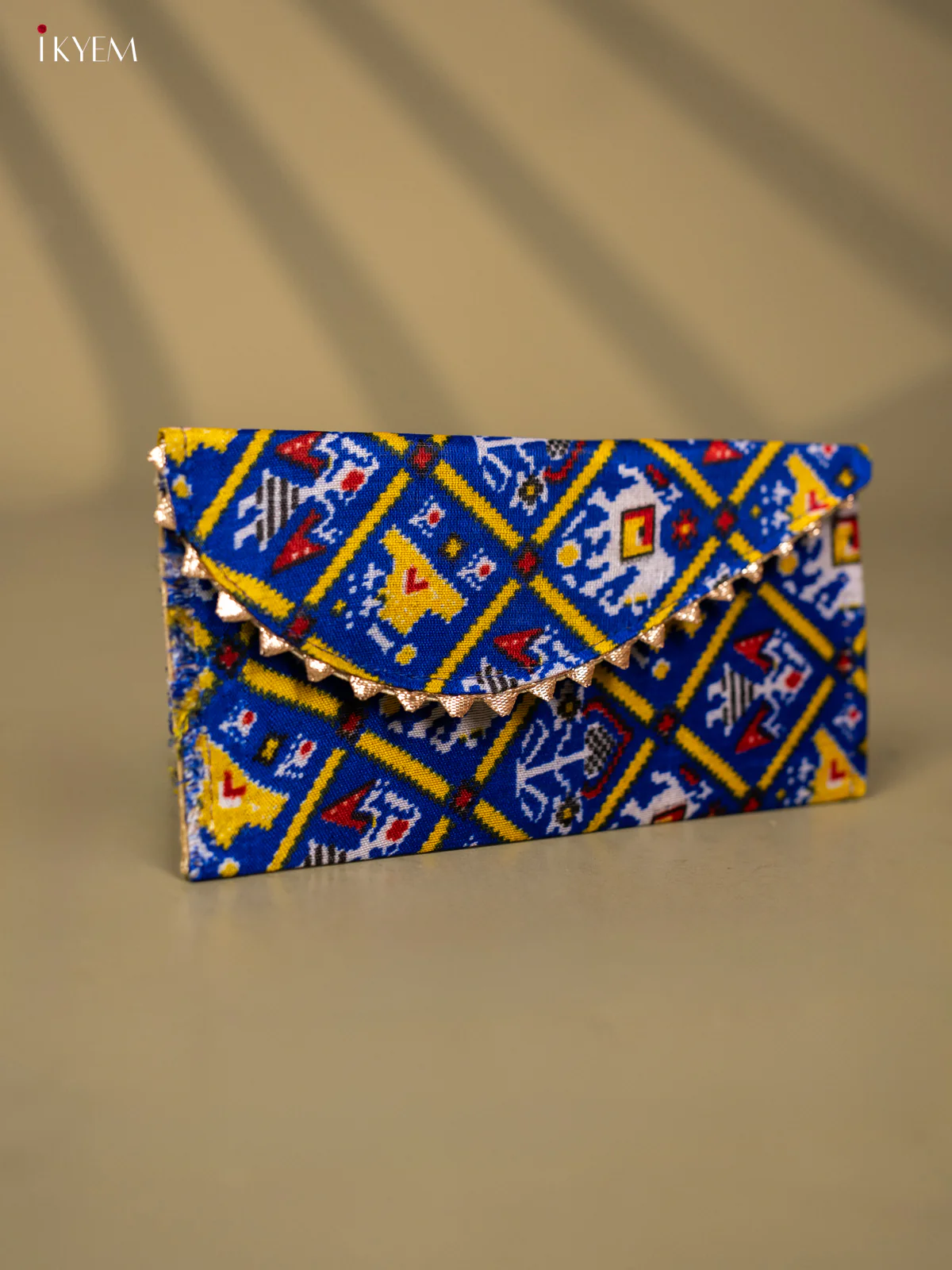 Embroidered Patola Envelope Clutch - KC24118 - Image 3