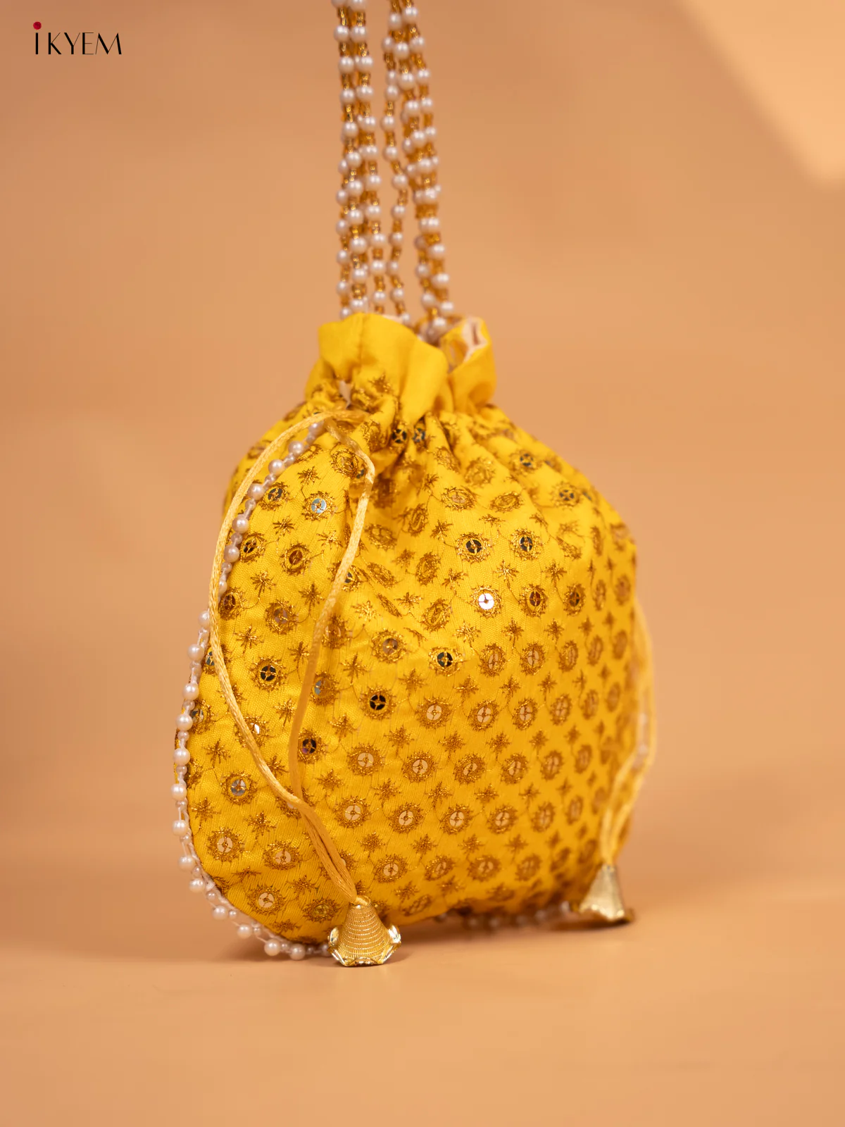 Potli bags with gold Zari work & Beaded Handle - KC29127 - Image 8