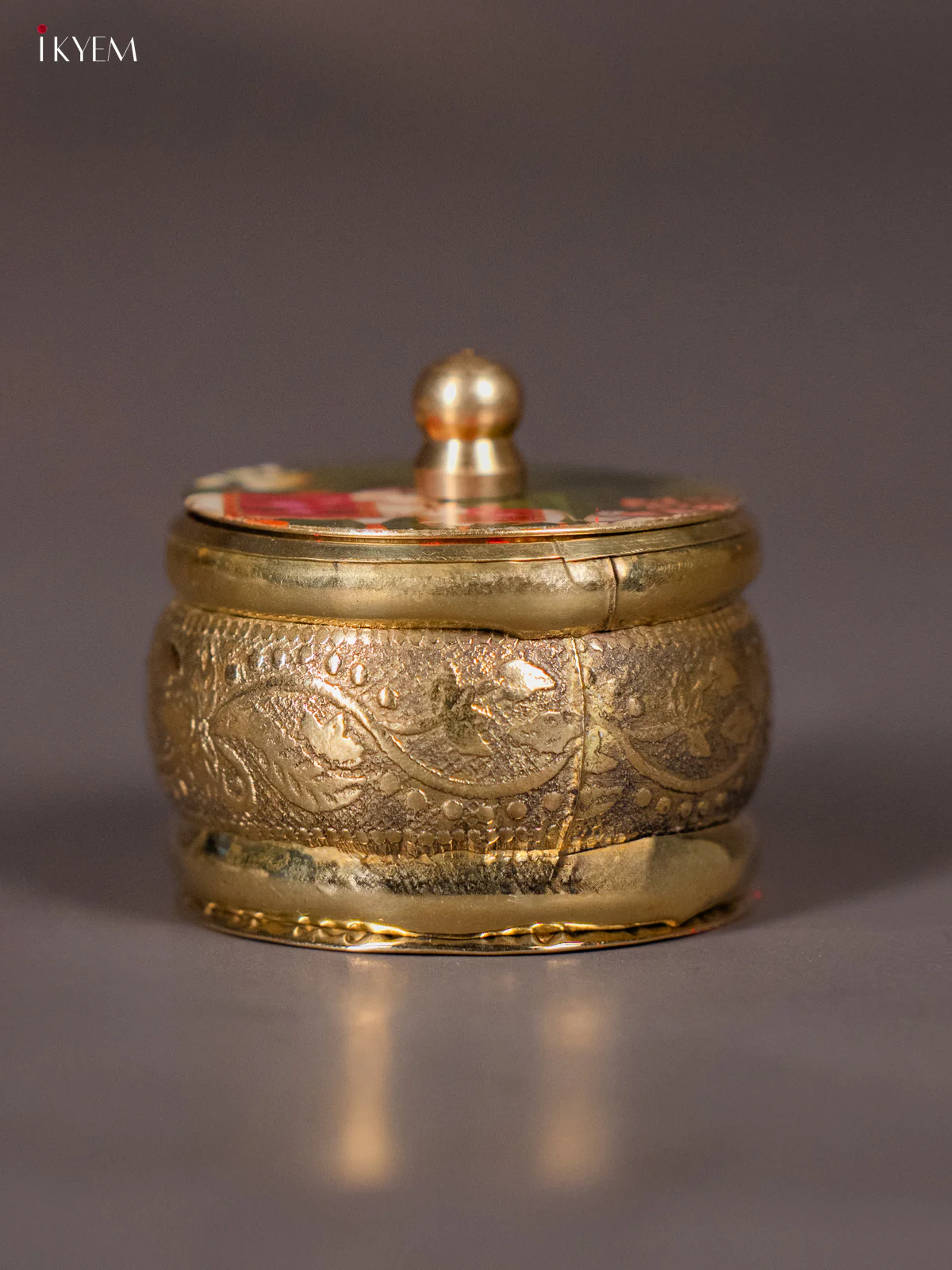 Serene Brass coated Kumkum Holder With Green Pichwai Cow & Calf Printed Lid - Image 2