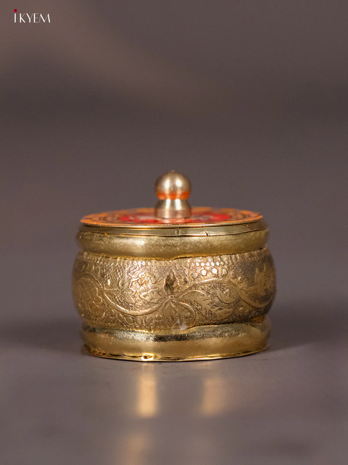 Brass coated Kumkum Holder With Yellow & Orange Pichwai Cow & Calf Printed Lid - KI01213 - Image 2