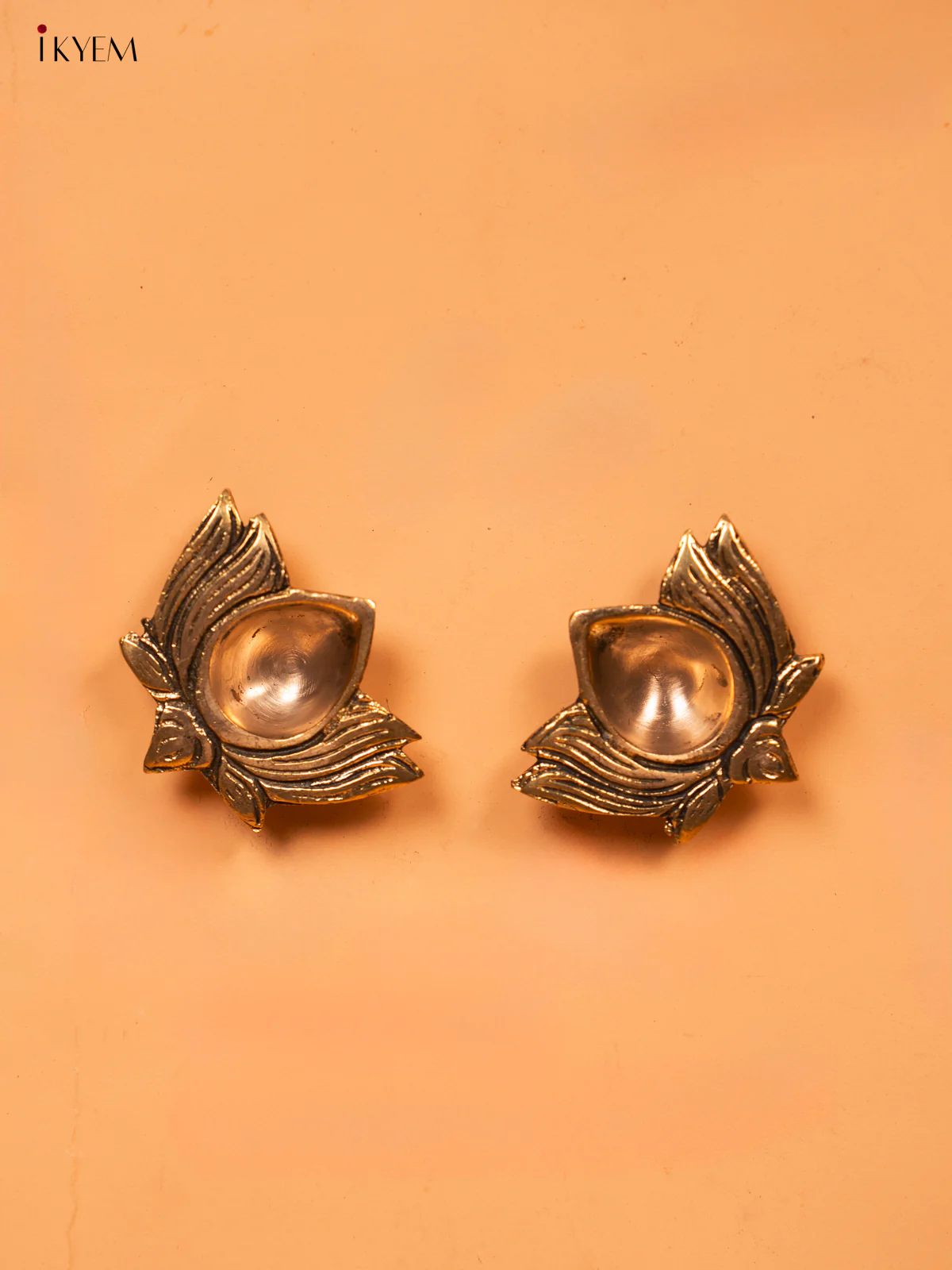 Brass Lotus Diya Antique (set of 2) - KD10112 - Image 2