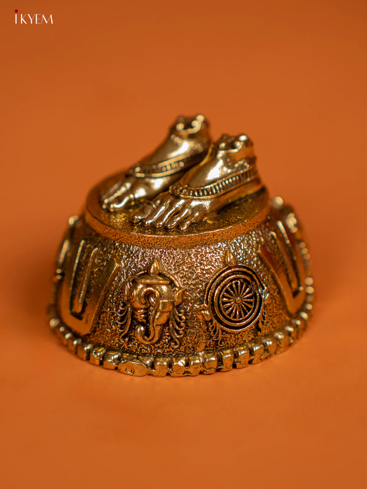 Brass Perumal Padam - 2 Inch - KF27113 - Image 4