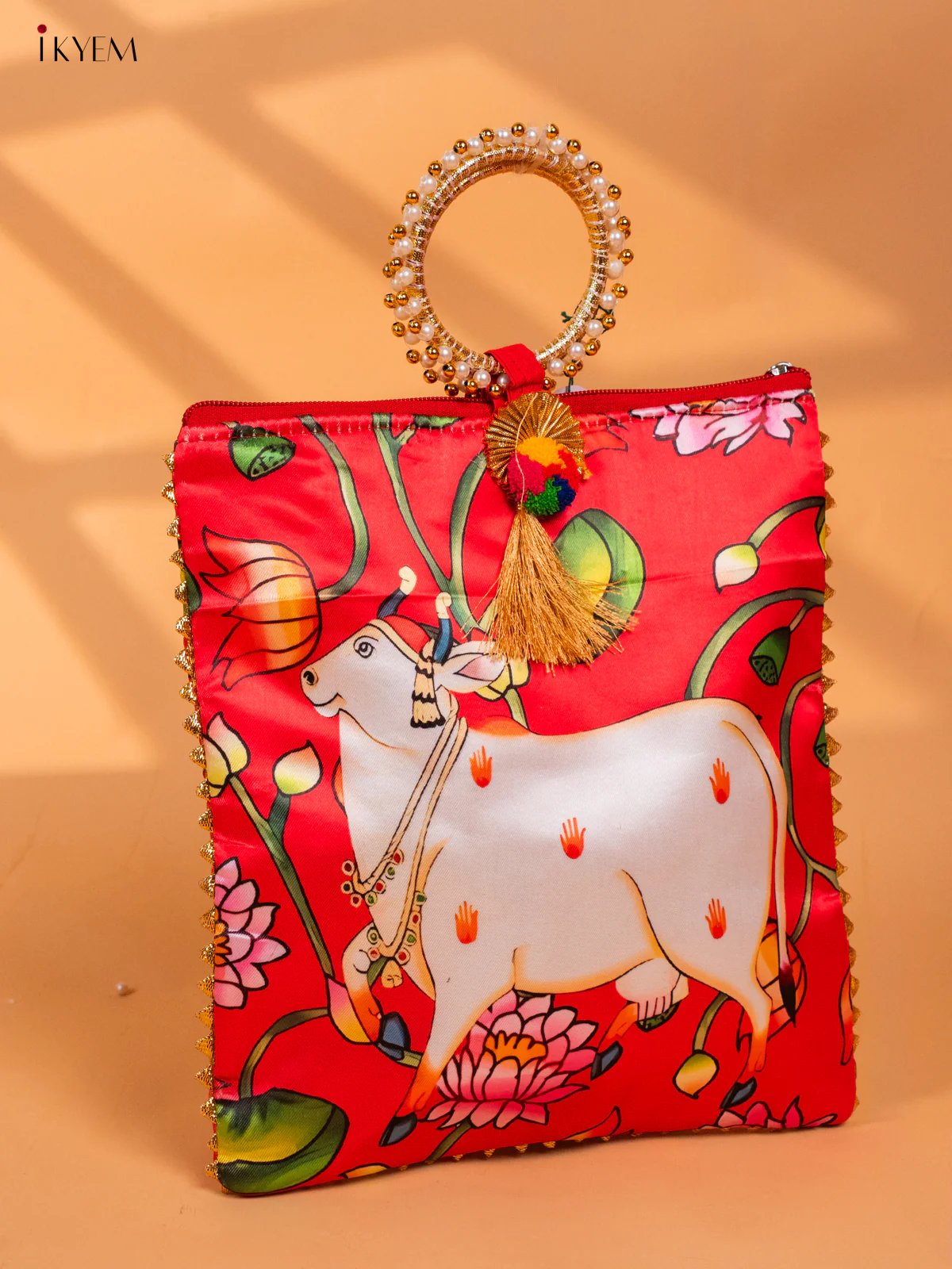 Cow Digital Printed Gift Bags with Bangle handle - KC29119 - Image 8