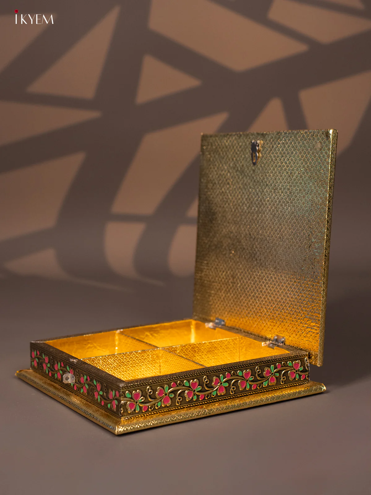 Wooden Dry Fruit Box with Four Compartments Floral Design - KI02132 - Image 2
