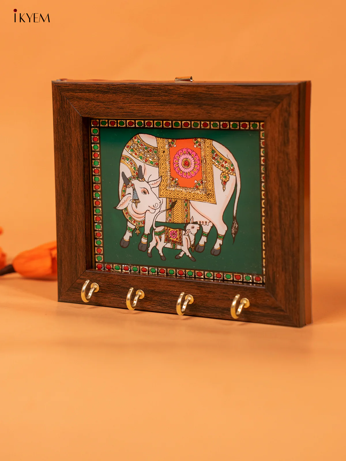 Green cow & calf Reverse Glass Painted Keyhanger - KC07117 - Image 3