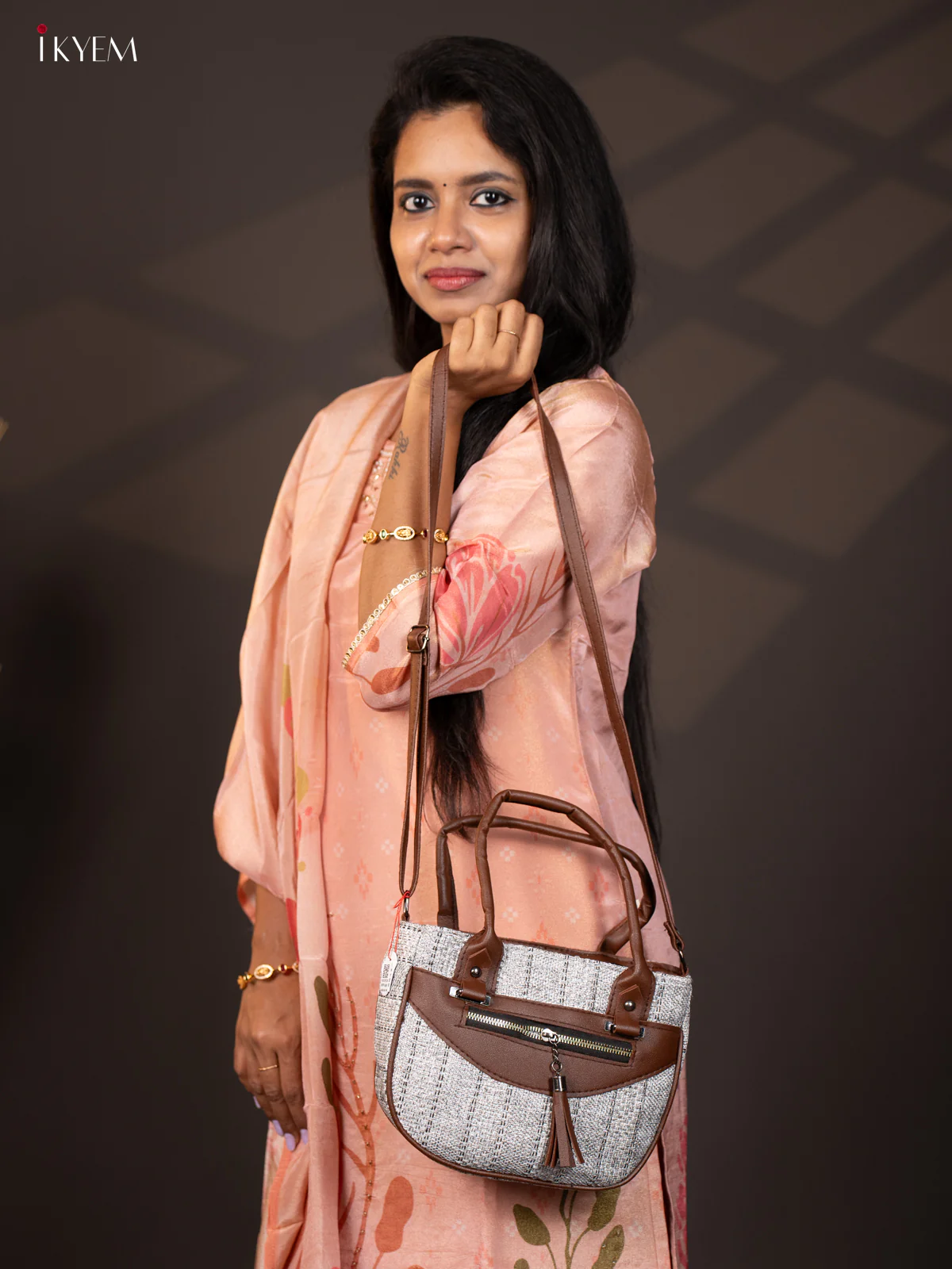 Printed Jute Sling Bag - Black - KA18124