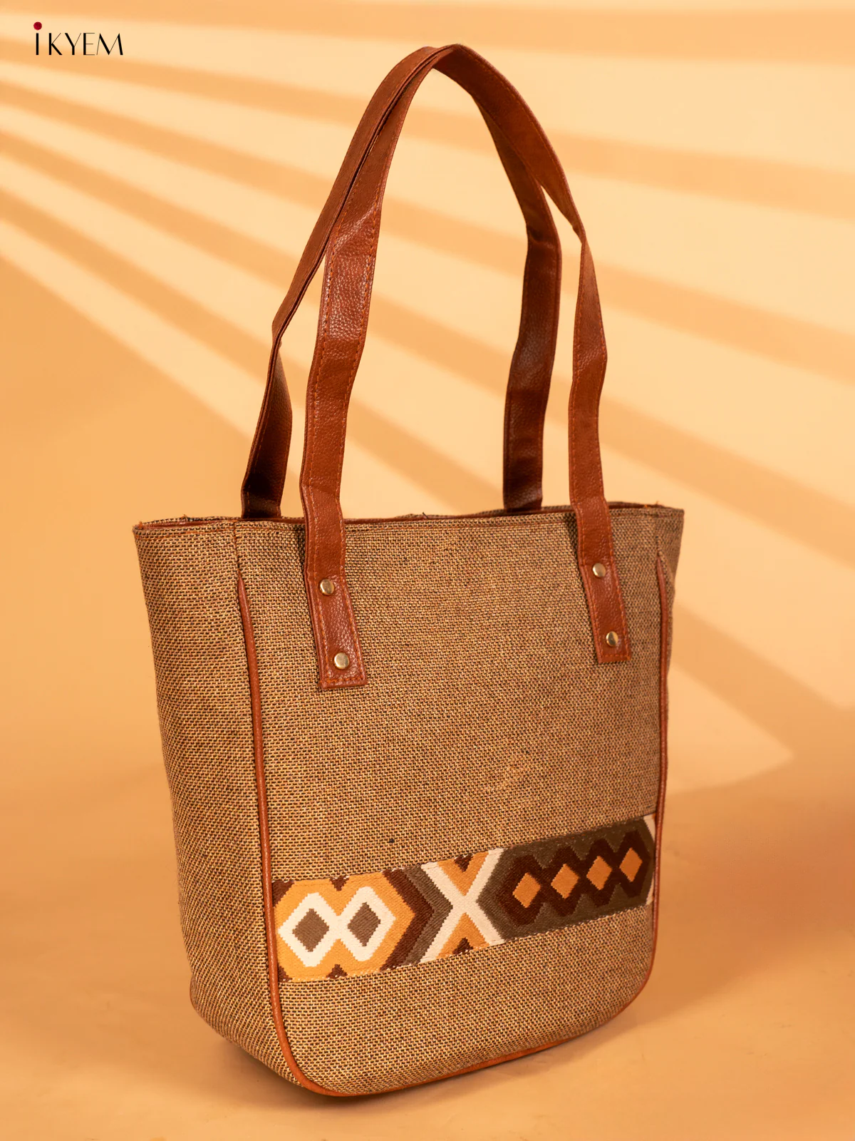 Jacquard Handbag with Coin Pouch - Sandal - KA18147 - Image 3