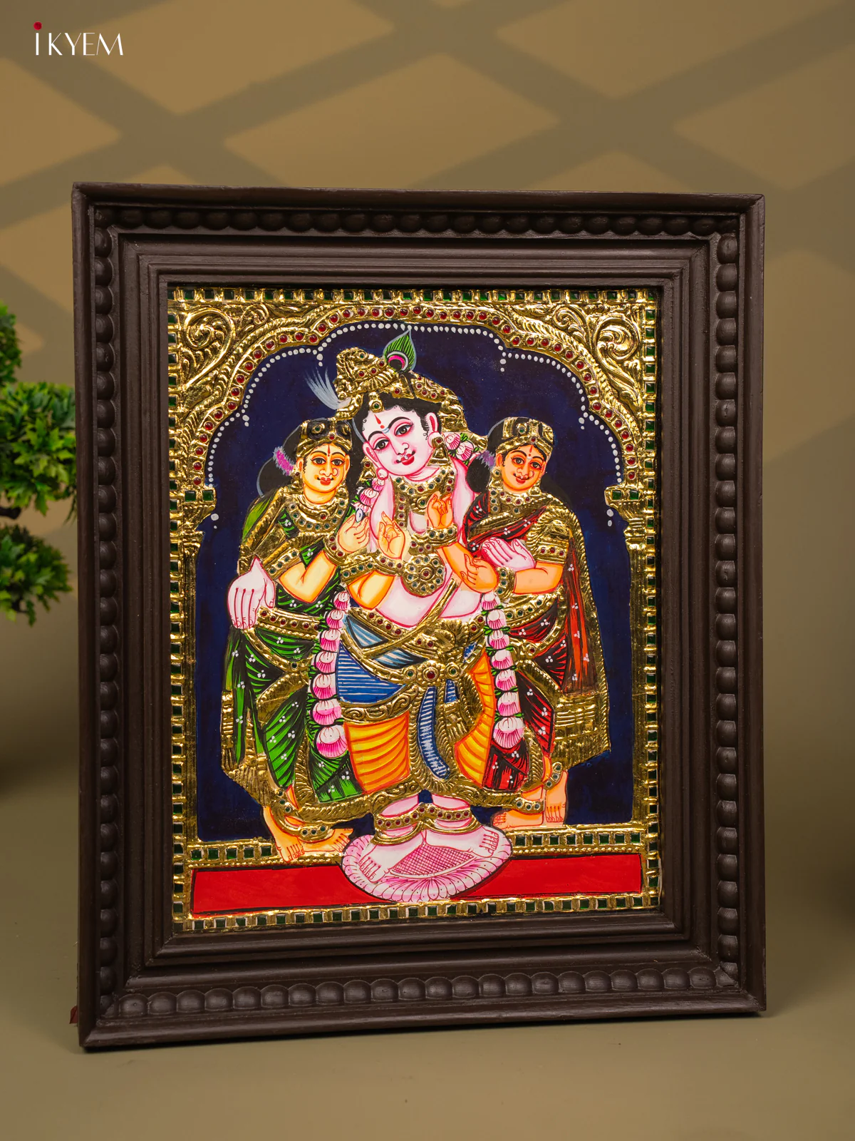 Bhama rukmani krishna - Tanjore Painting (18x15) - KB01116 - Image 4