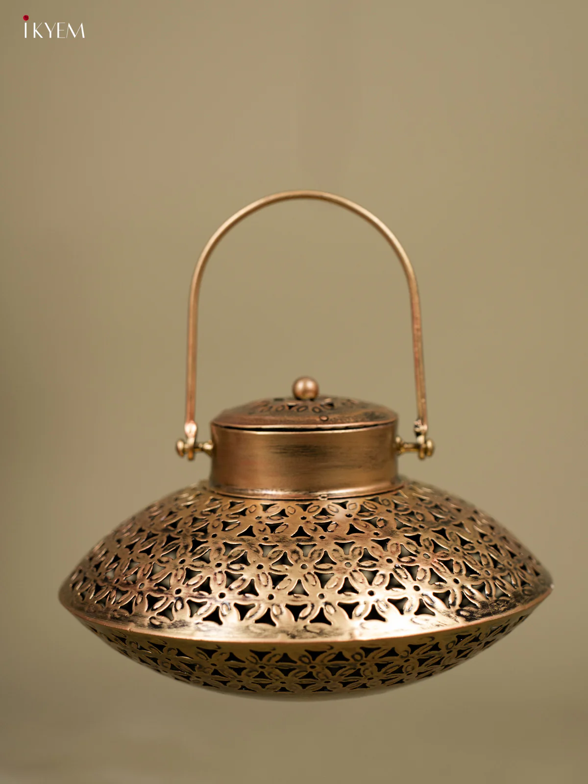 Iron Hanging T-light with Cap Jhaali Pattern - Large - KB04111 - Image 4