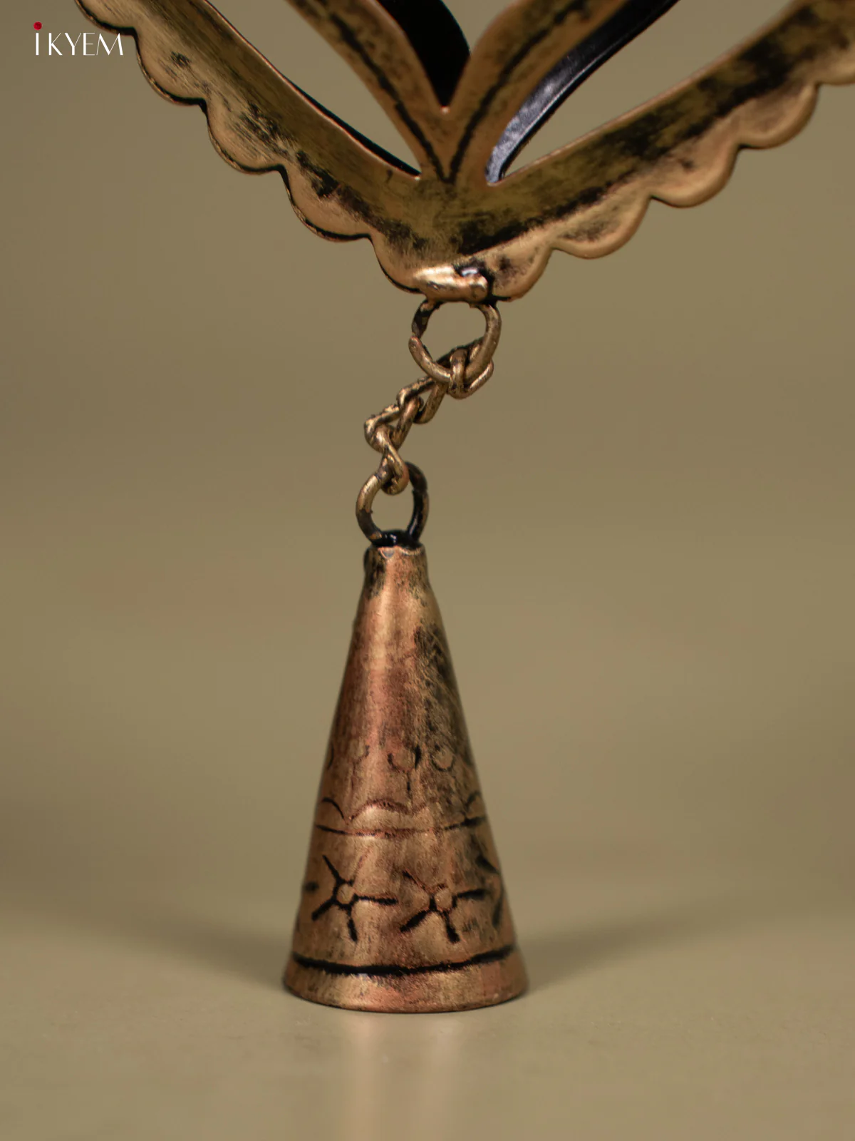 Iron Hanging Heart T-Light - 12 Inches - KB04114 - Image 3
