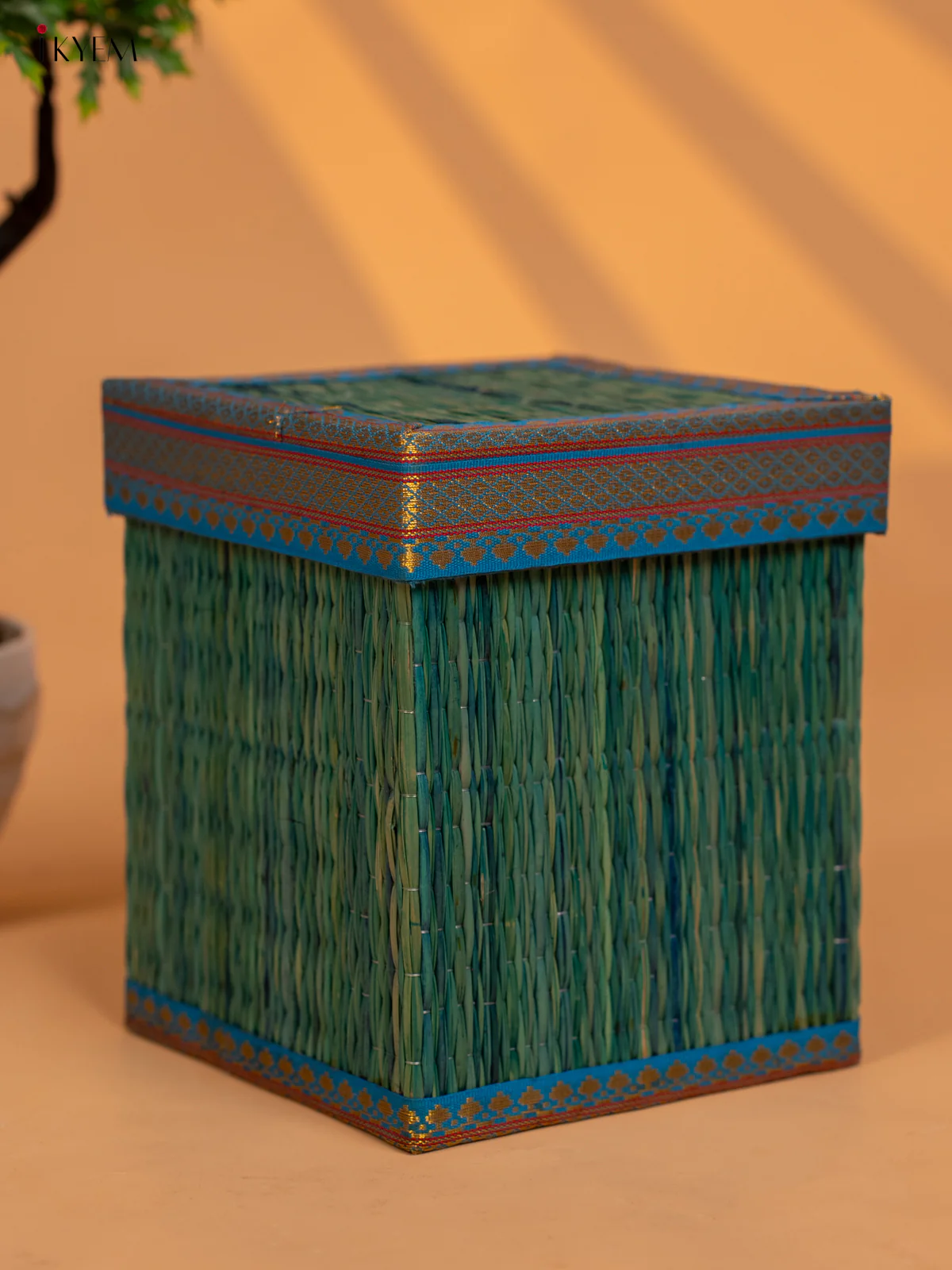 Korai Gift Box with Net Potli - KB11124 - Image 5