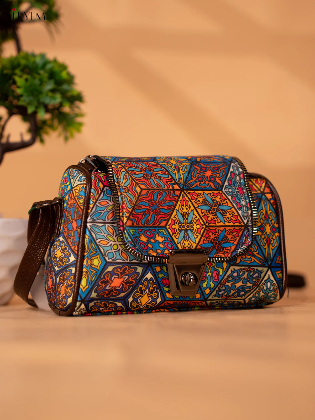 Printed abstract Design Sling Bag - Multi Colour - KB22139 - Image 3