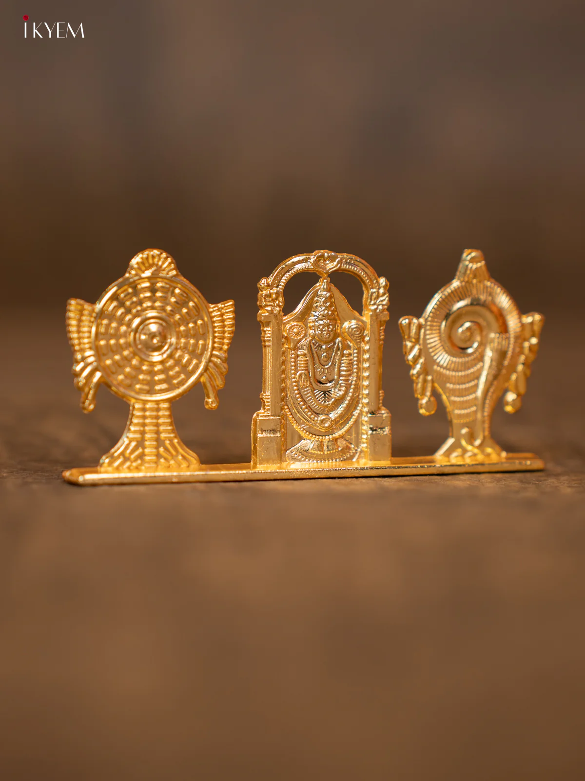 Gold plated Bajaji Shank Chakra Stand - KB26119 - Image 2