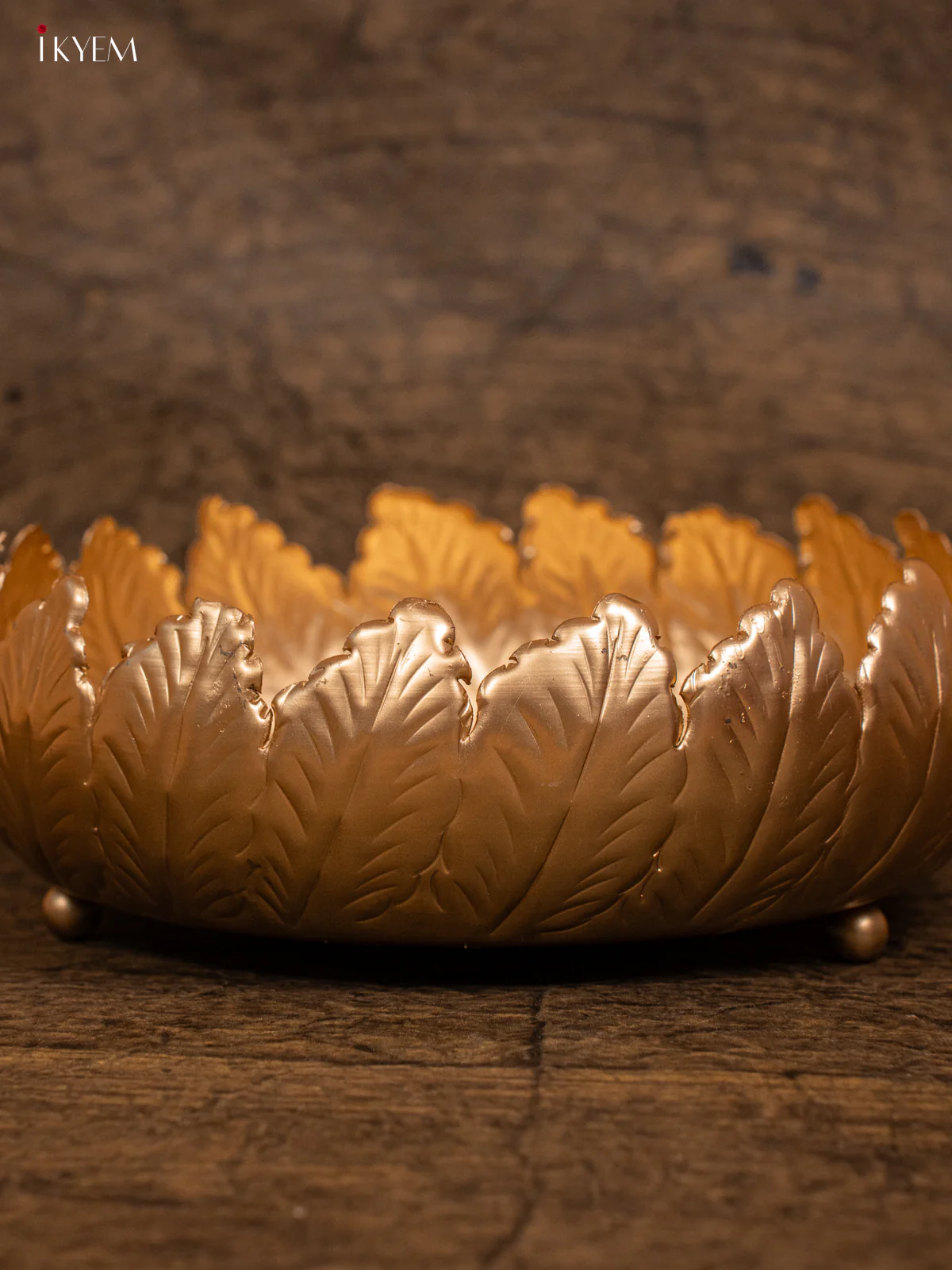Metal Gold coating Leaf Urli - (10×10) Small - KC18113 - Image 4