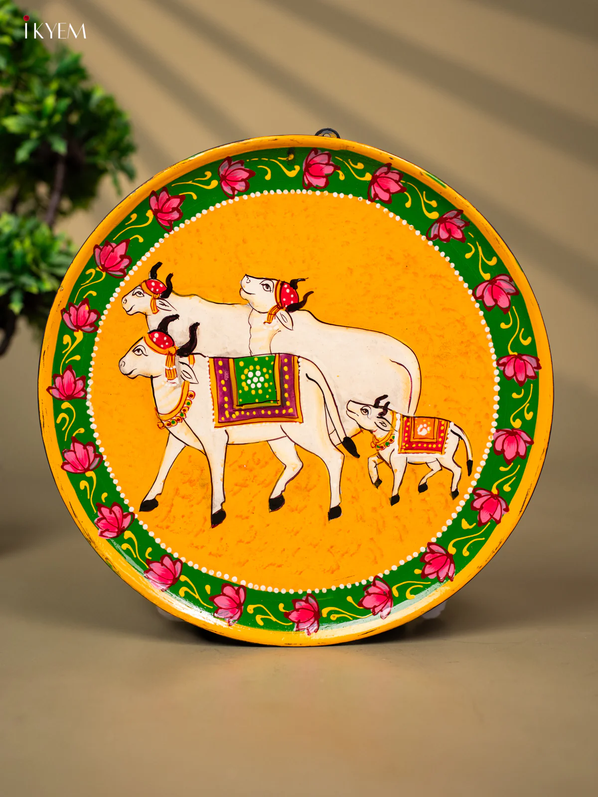 Wooden Hand painted Wall hanging plates - Cow Yellow -KC22121