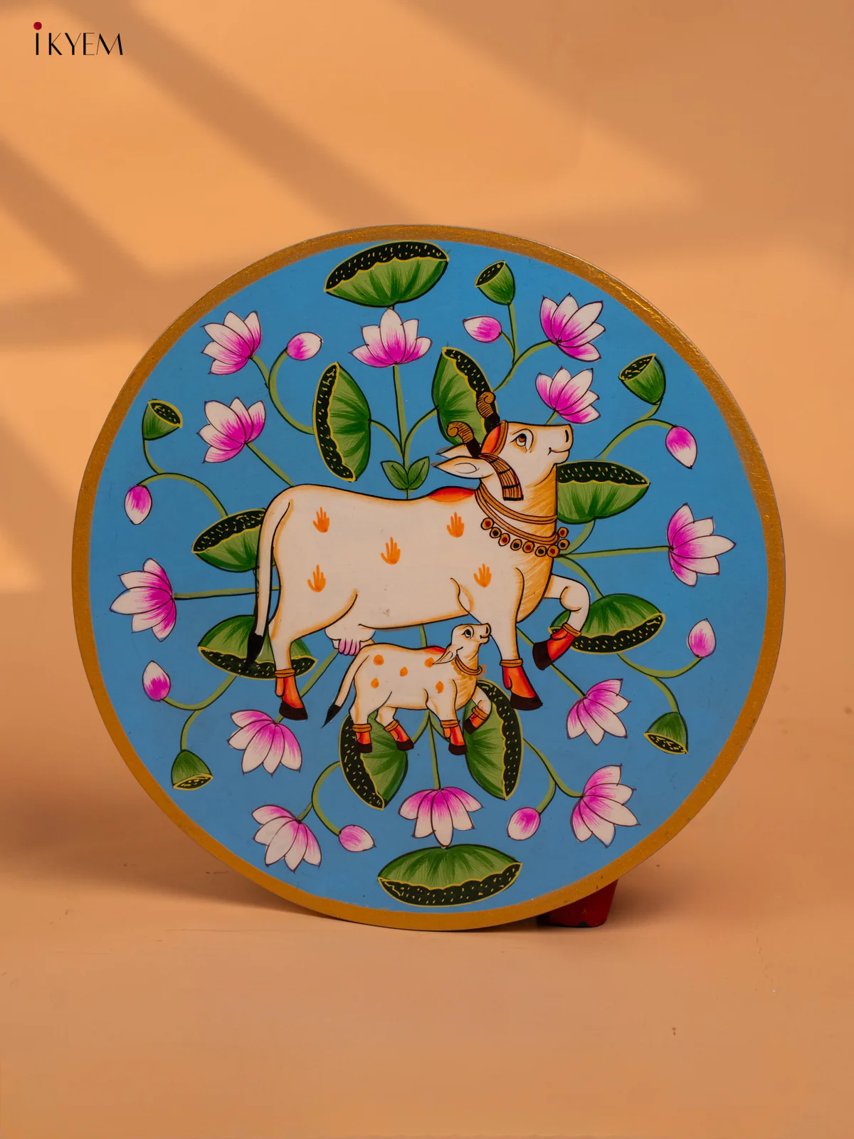 Wooden Hand painted Wall hanging plates - Cow & calf -KC29134
