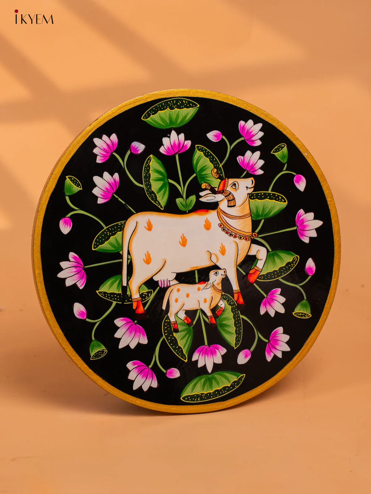 Wooden Hand painted Wall hanging plates - Cow & calf -KC29135 - Image 2